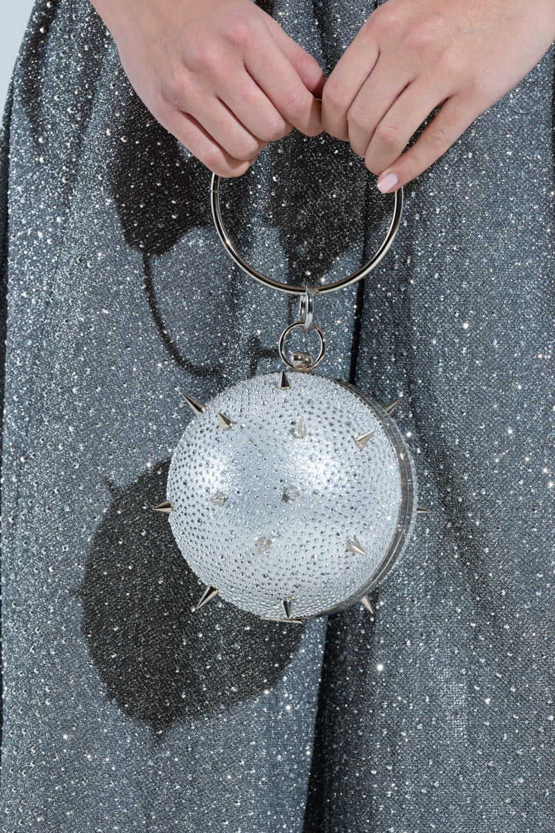 I BITE BACK STUD CLUTCH BAG - Image 5