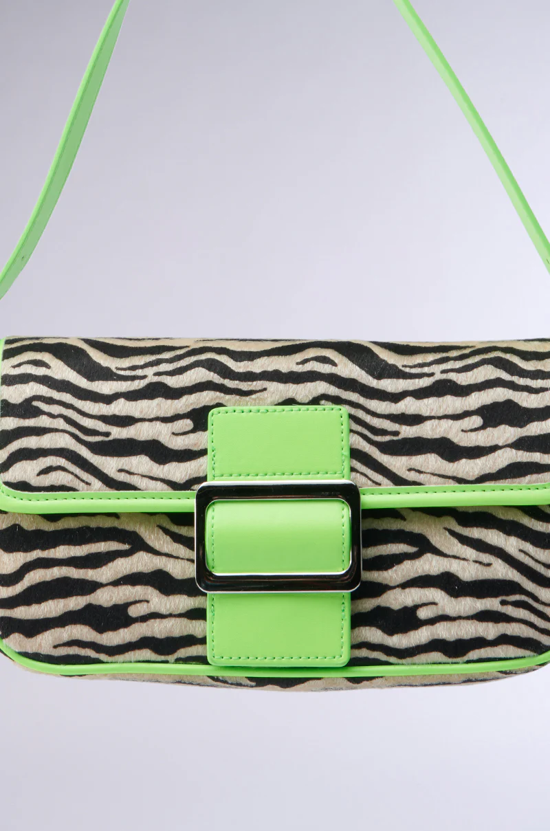 I LIKE IT WILD ZEBRA BAG - Image 4