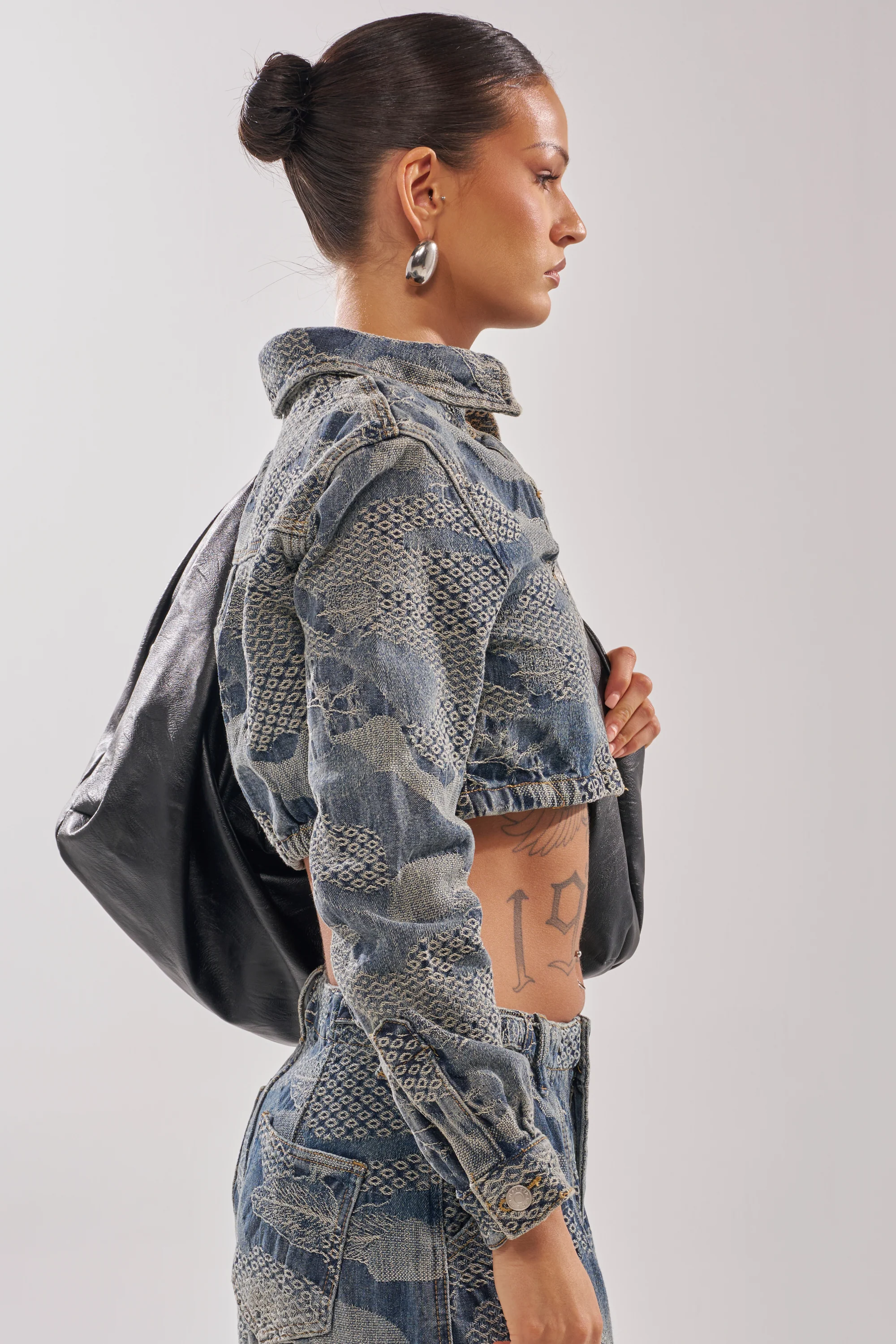 I THINK YOU WANNA KNOW DENIM BUTTON DOWN - Image 4