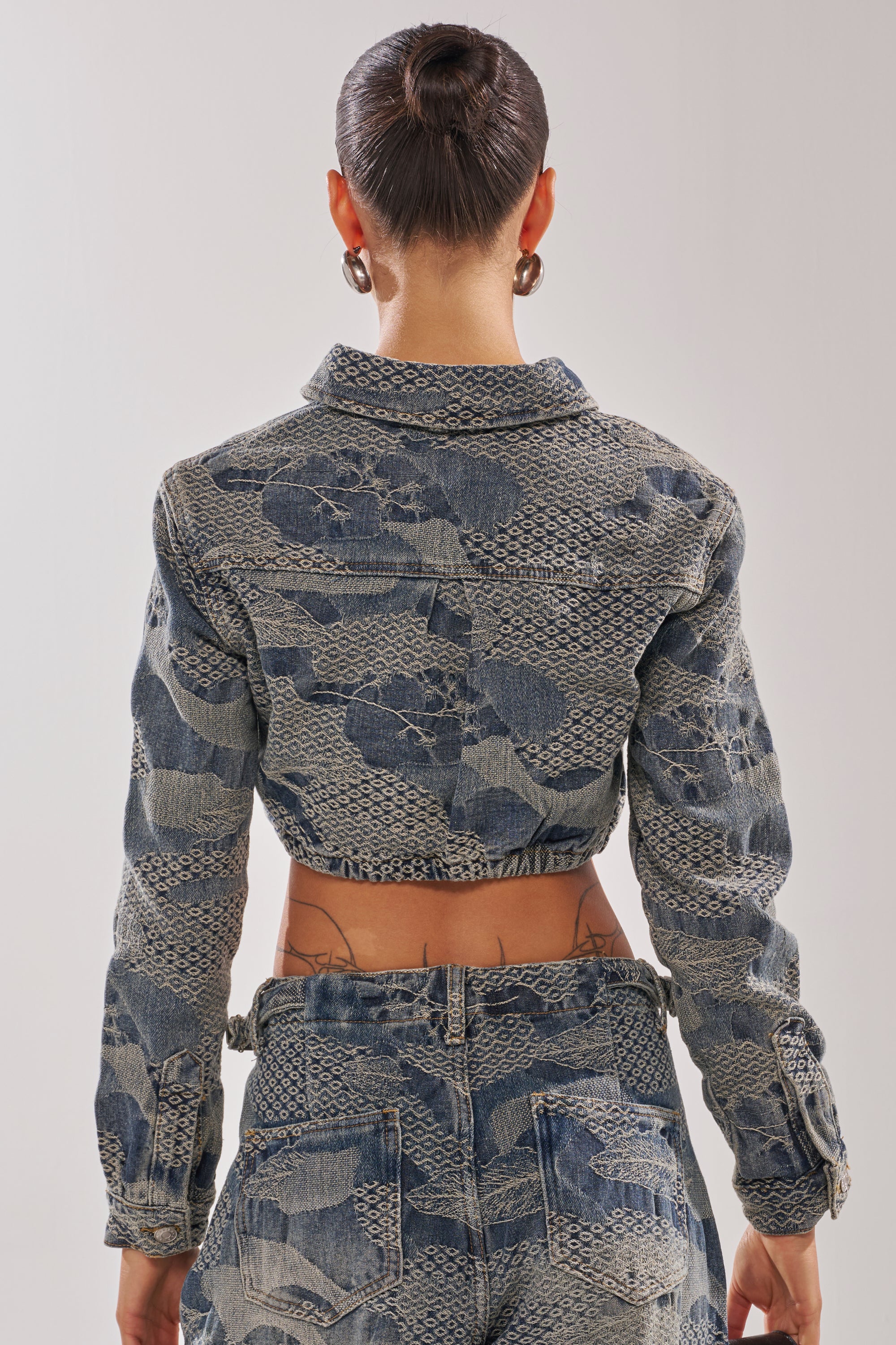 I THINK YOU WANNA KNOW DENIM BUTTON DOWN - Image 5