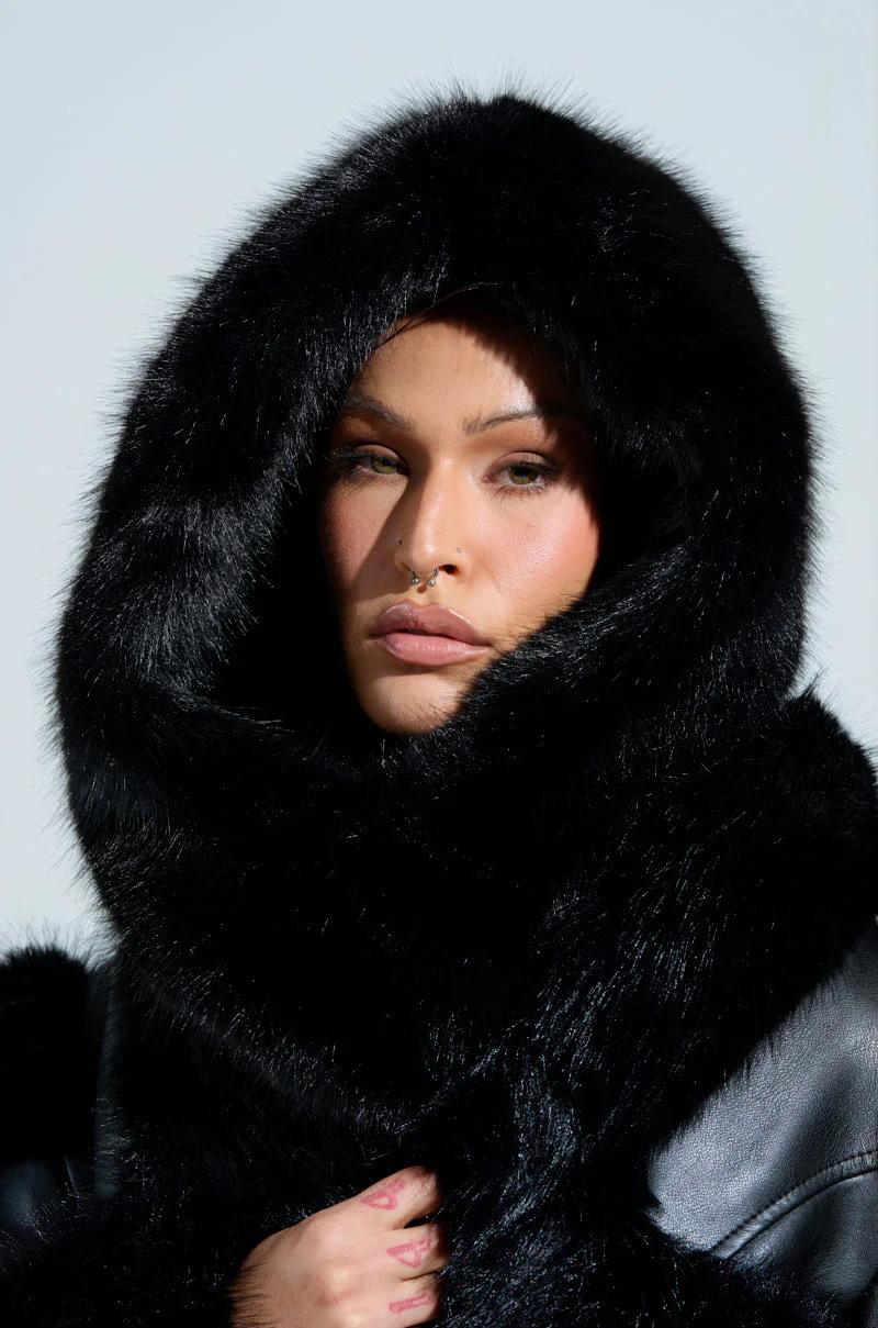 IM THE ONE FAUX FUR HOOD - Image 2