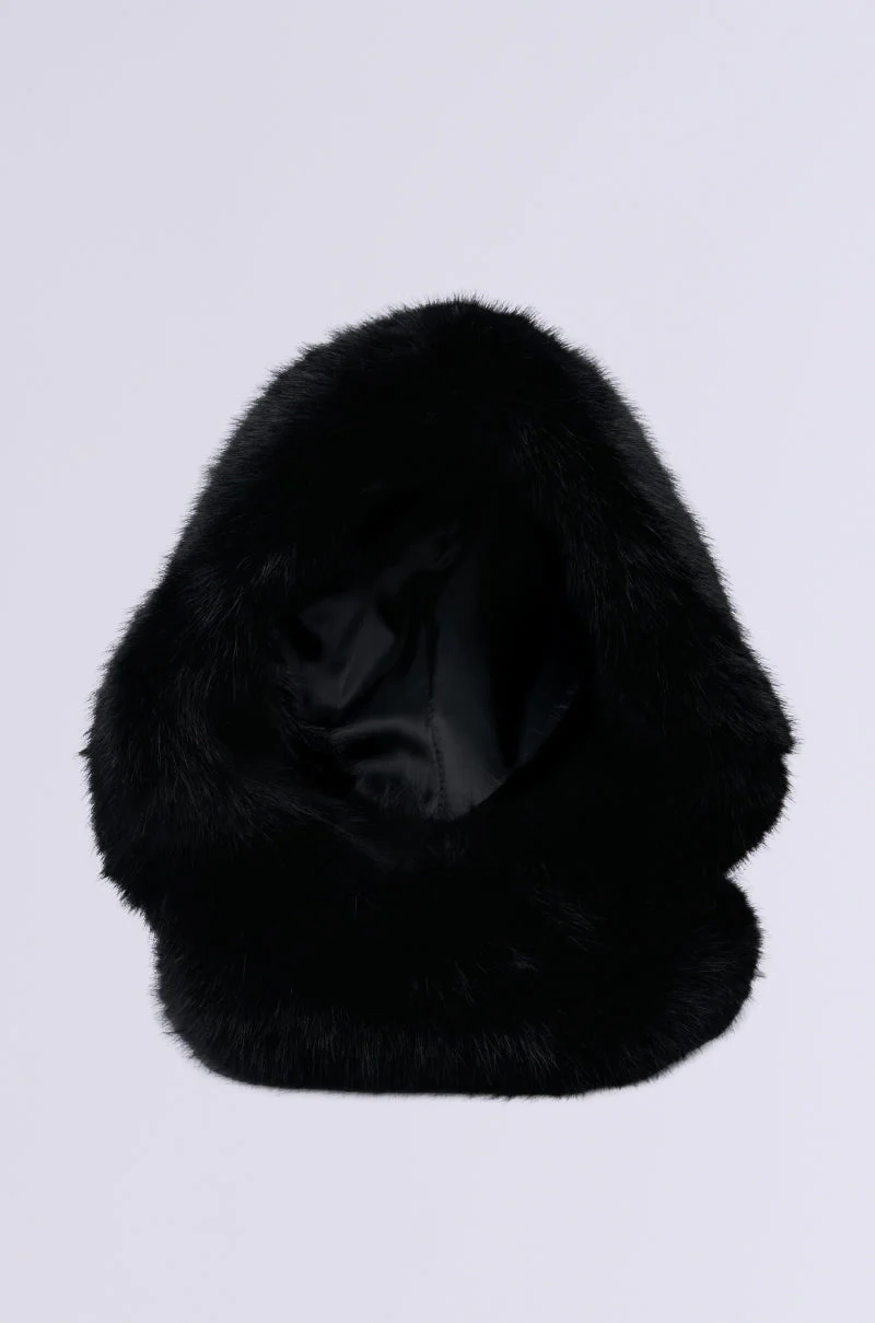 IM THE ONE FAUX FUR HOOD - Image 3