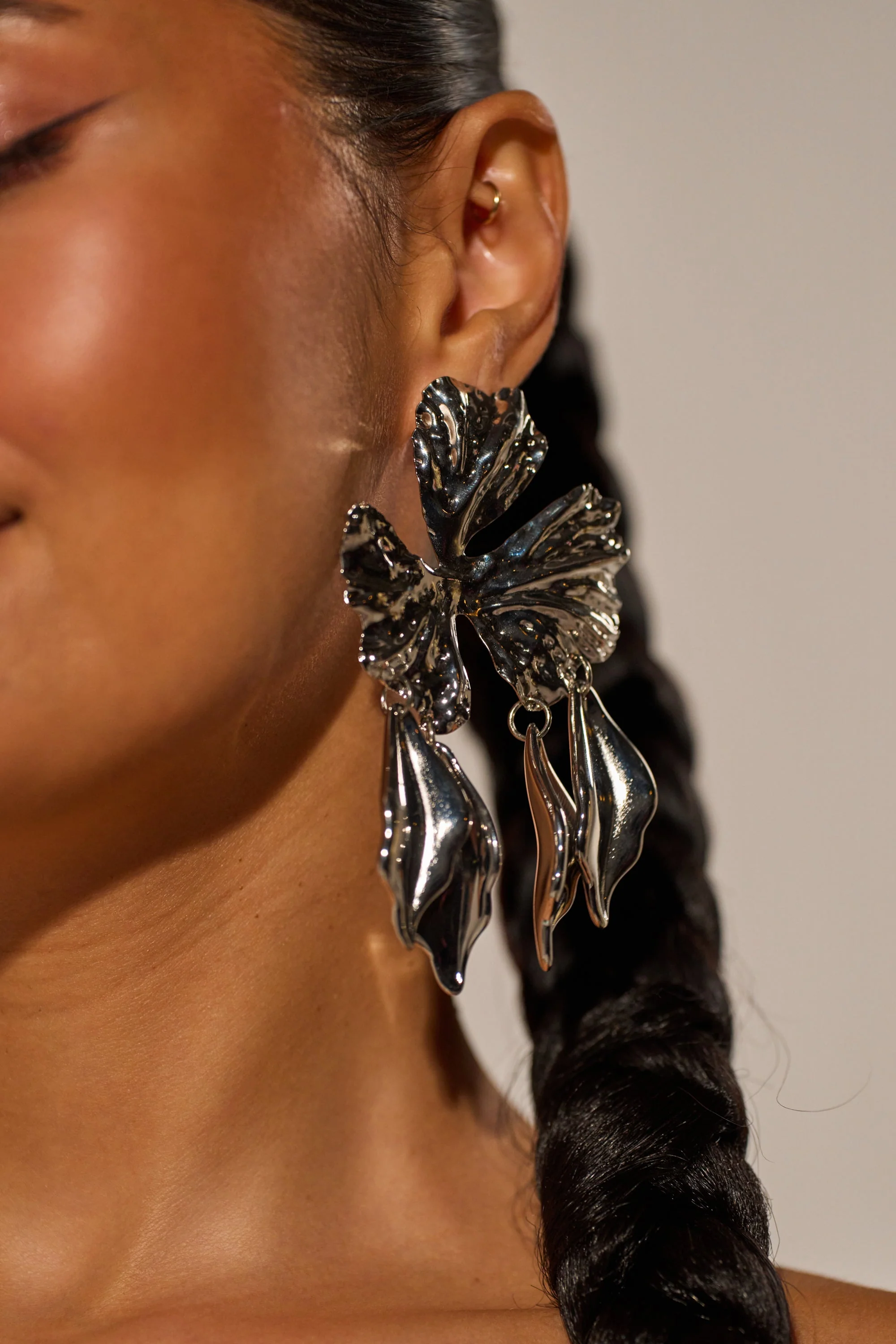 IN BLOOM EARRING - Image 4