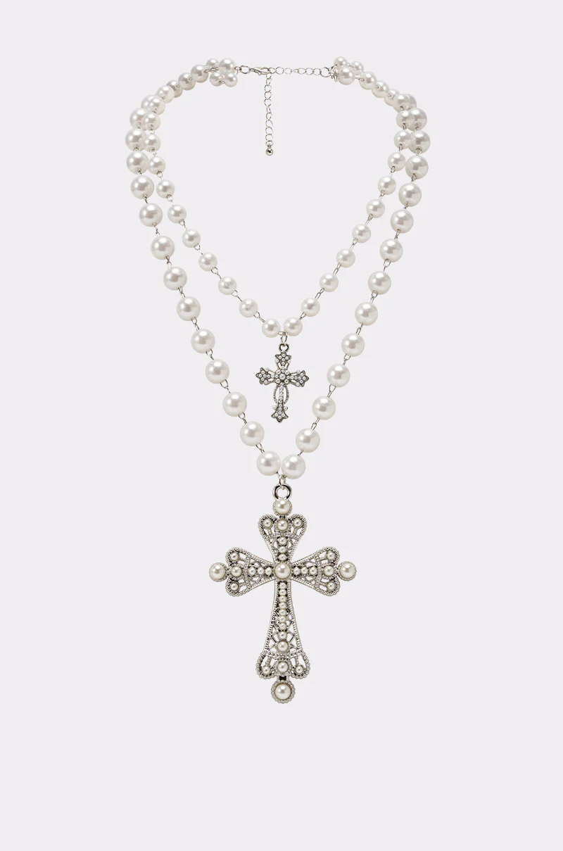 IN MY DREAMS NECKLACE