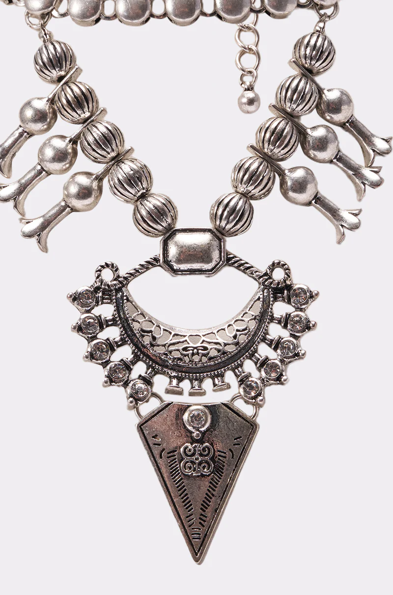 IN MY VINTAGE ERA NECKLACE - Image 3