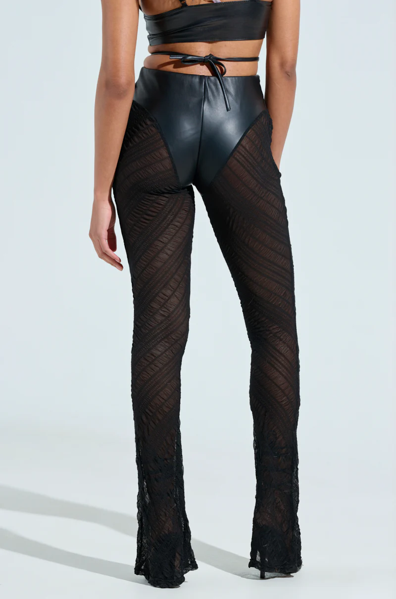 IN THE FEELS LACE FLARE PANT - Image 4