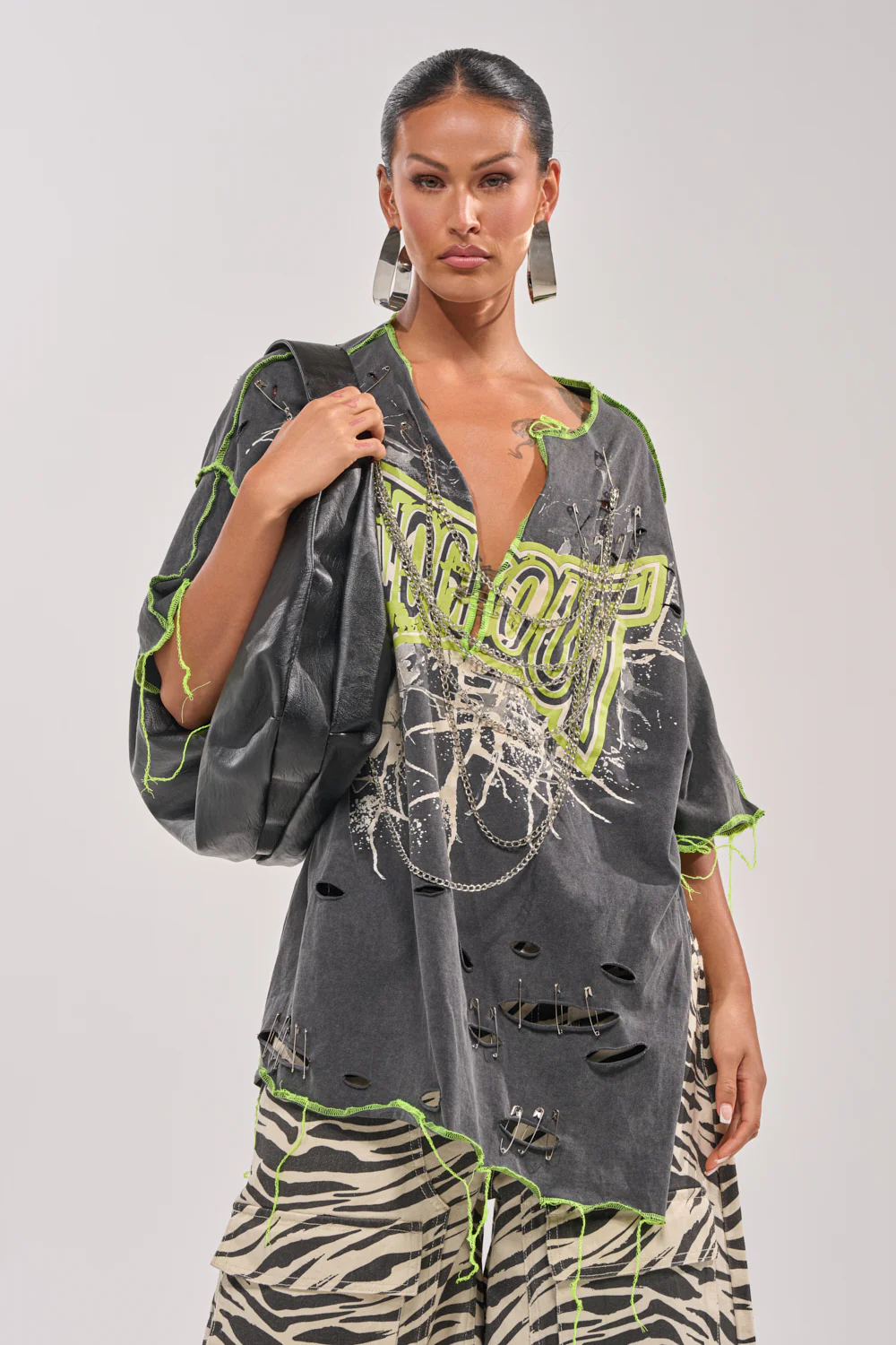 KNOCKOUT OVERSIZED TEE - Image 2