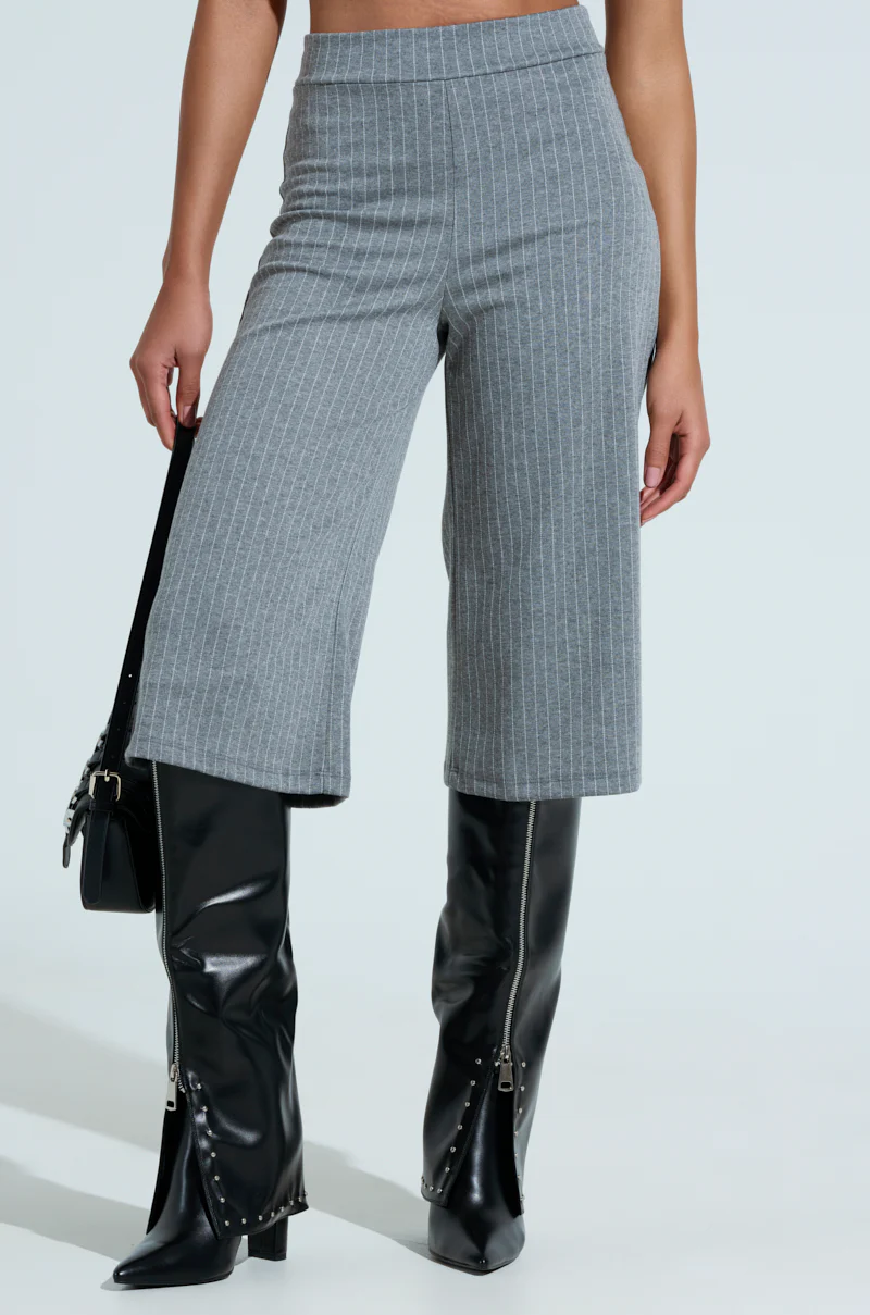 LANA PINSTRIPE SHORTS - Image 2
