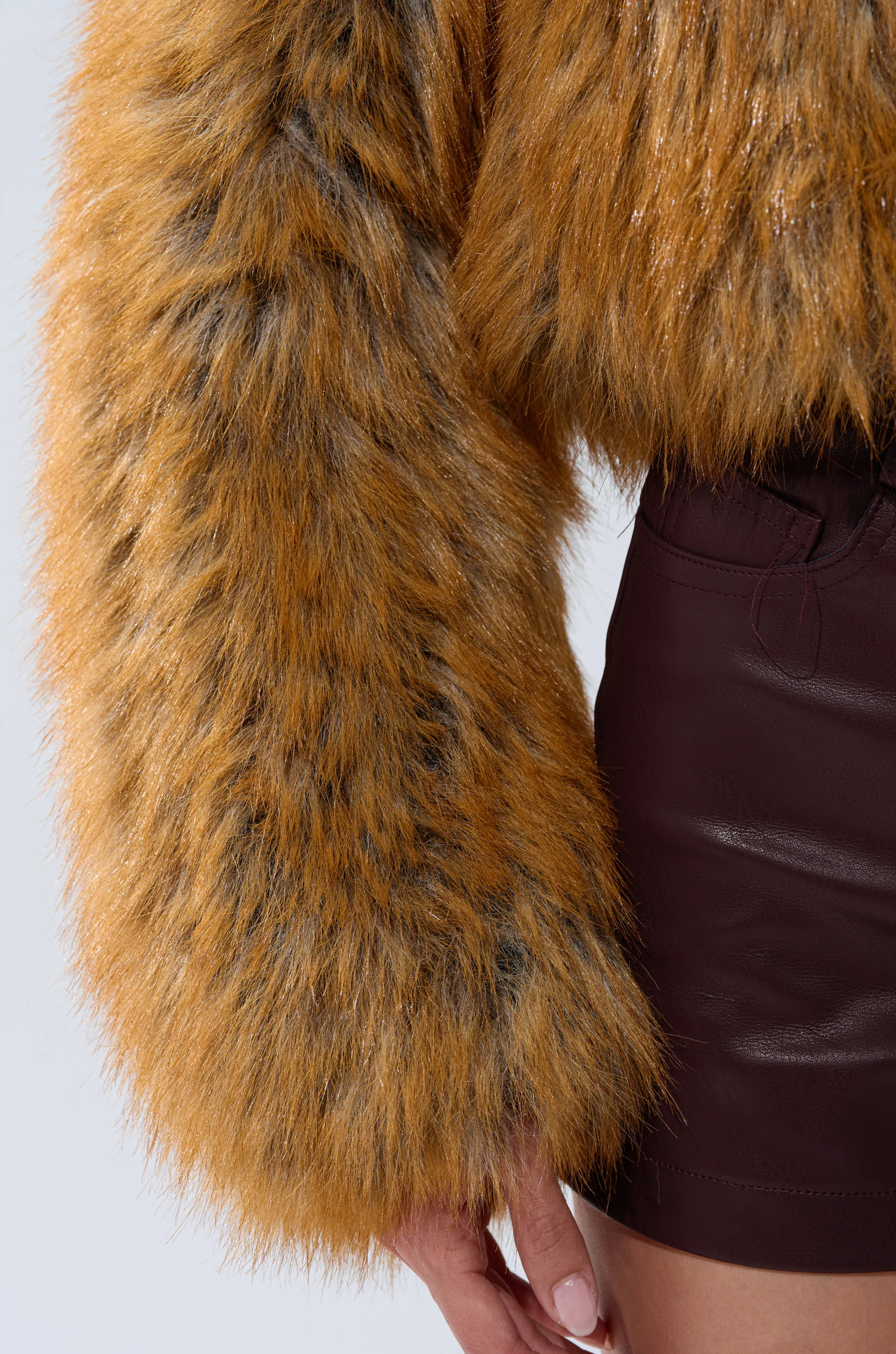 LAY LOW FAUX FUR BOMBER - Image 12