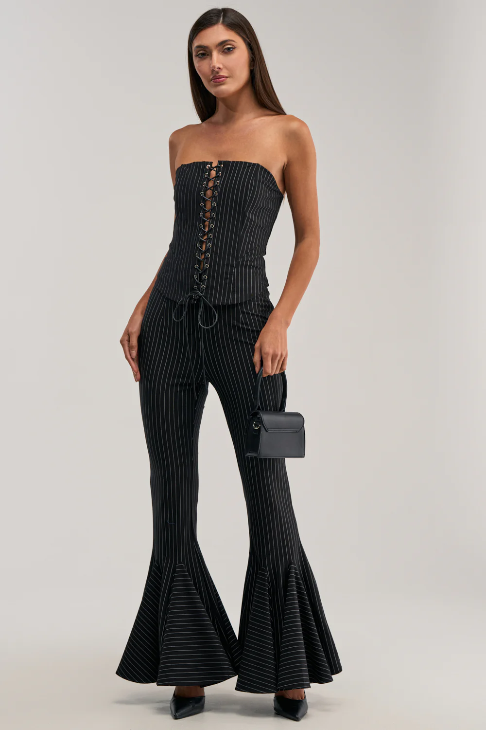 LIVI STRETCHY PINSTRIPE FLARE LEGGING - Image 7