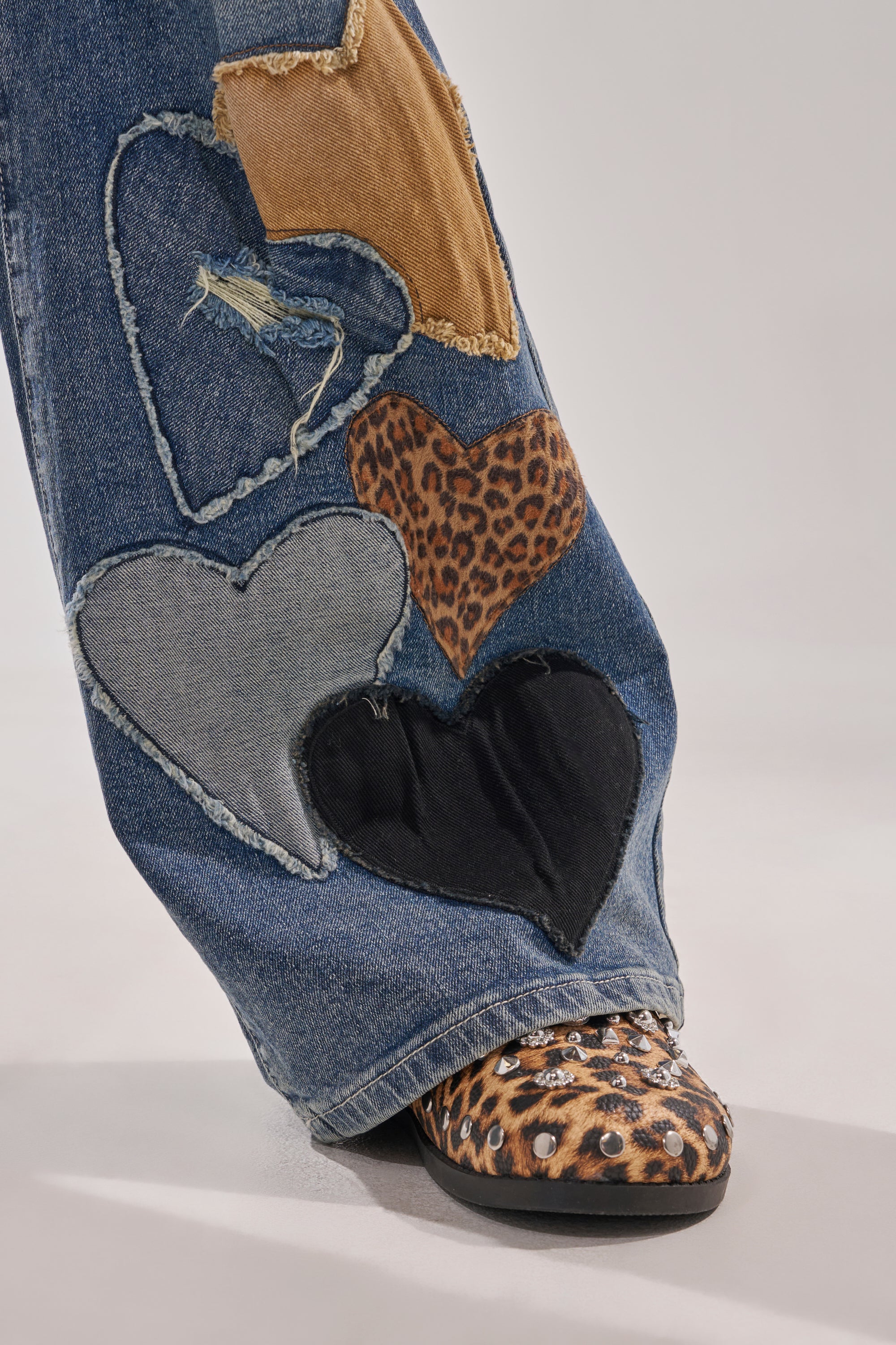LOVE ME HARD RELAXED DENIM - Image 10