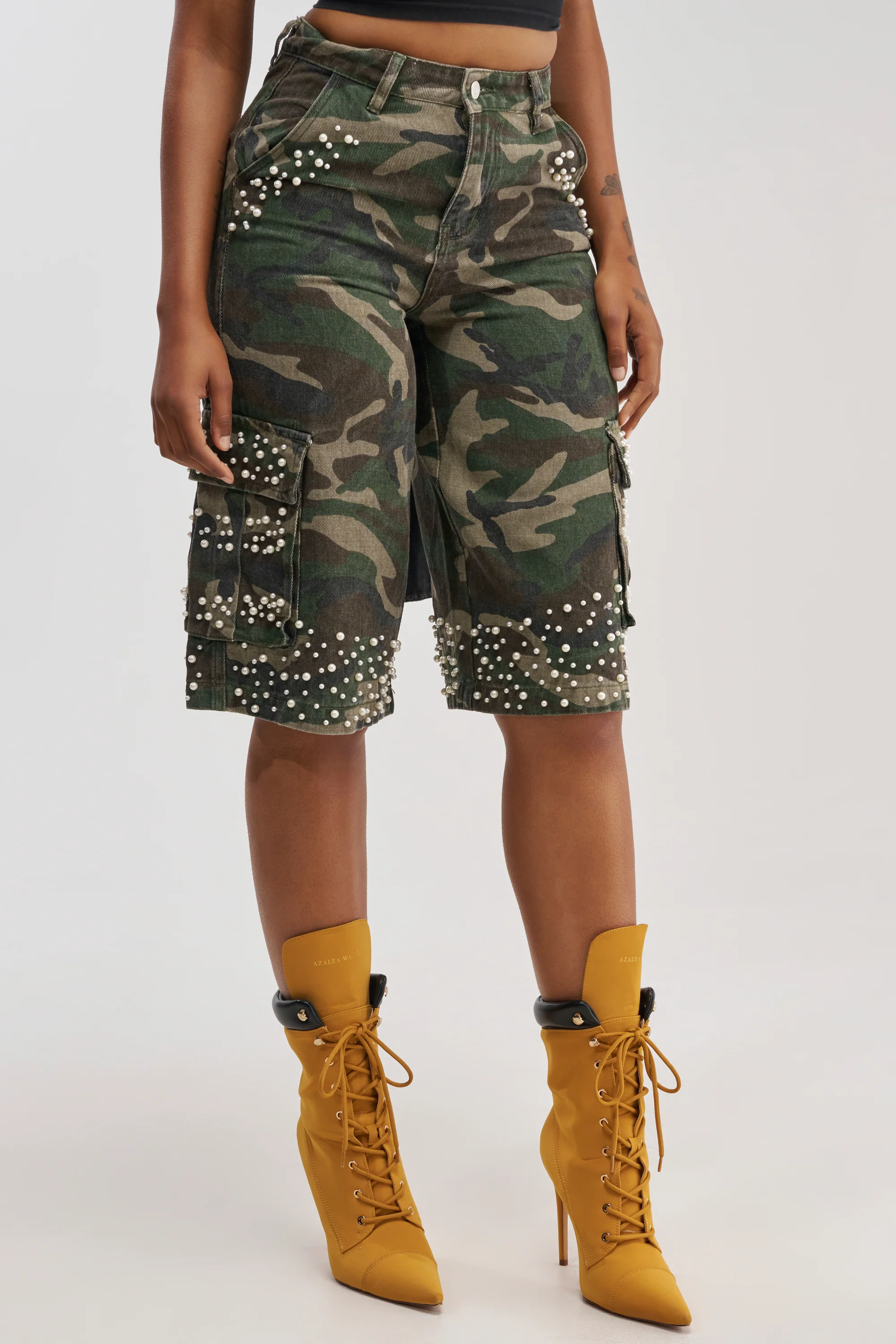 LUXURIOUS CAMO BERMUDA CARGO SHORTS - Image 3