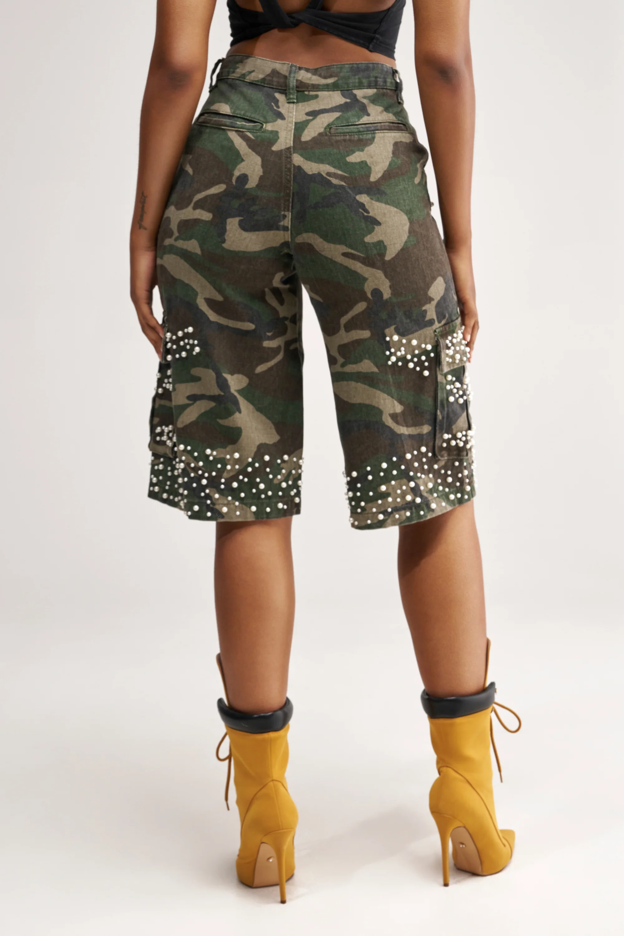 LUXURIOUS CAMO BERMUDA CARGO SHORTS - Image 5