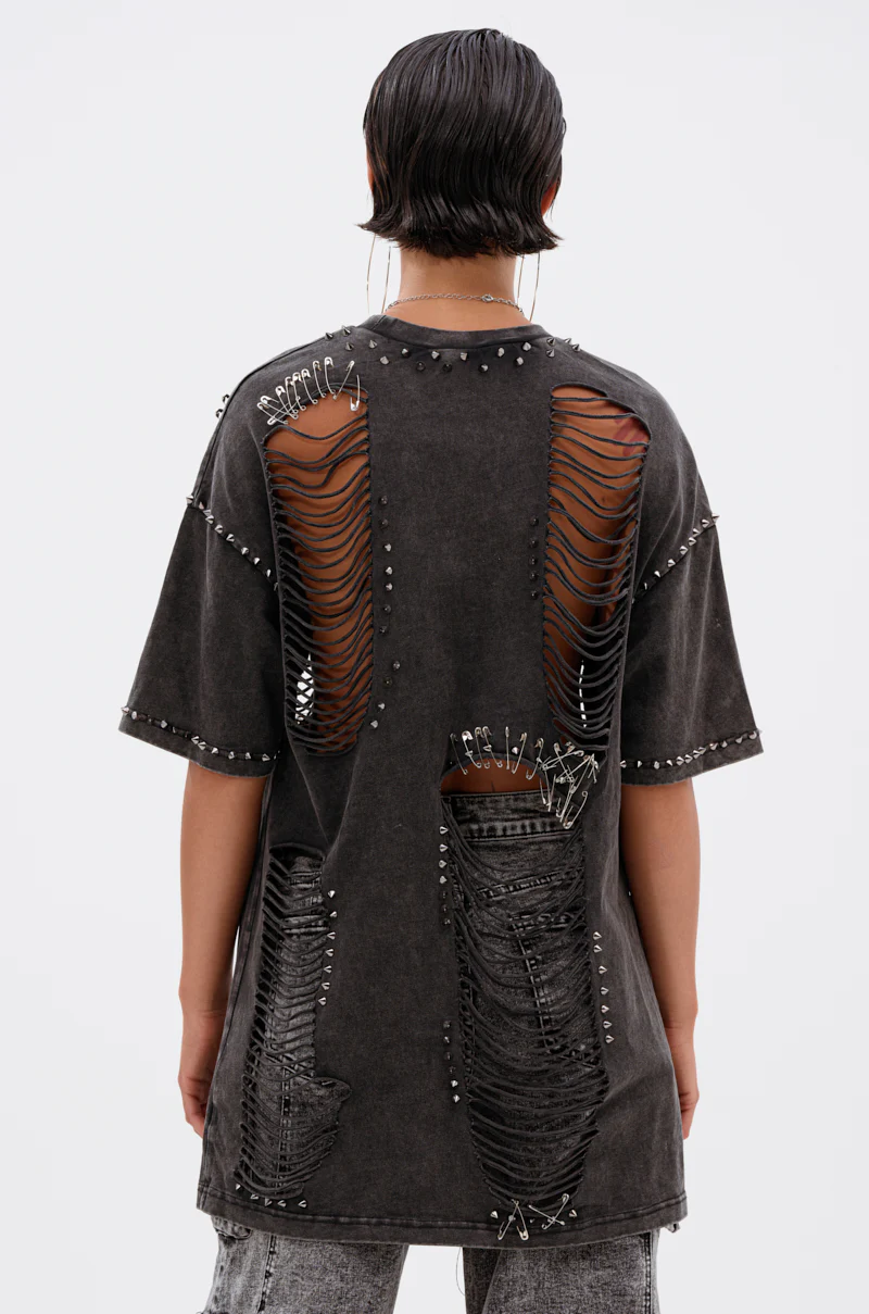 MARGOT DISTRESSED STUDDED SHORT SLEEVE TEE - Image 4