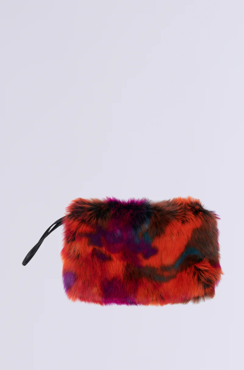 MAXIMUS FUR WRISTLET - Image 3