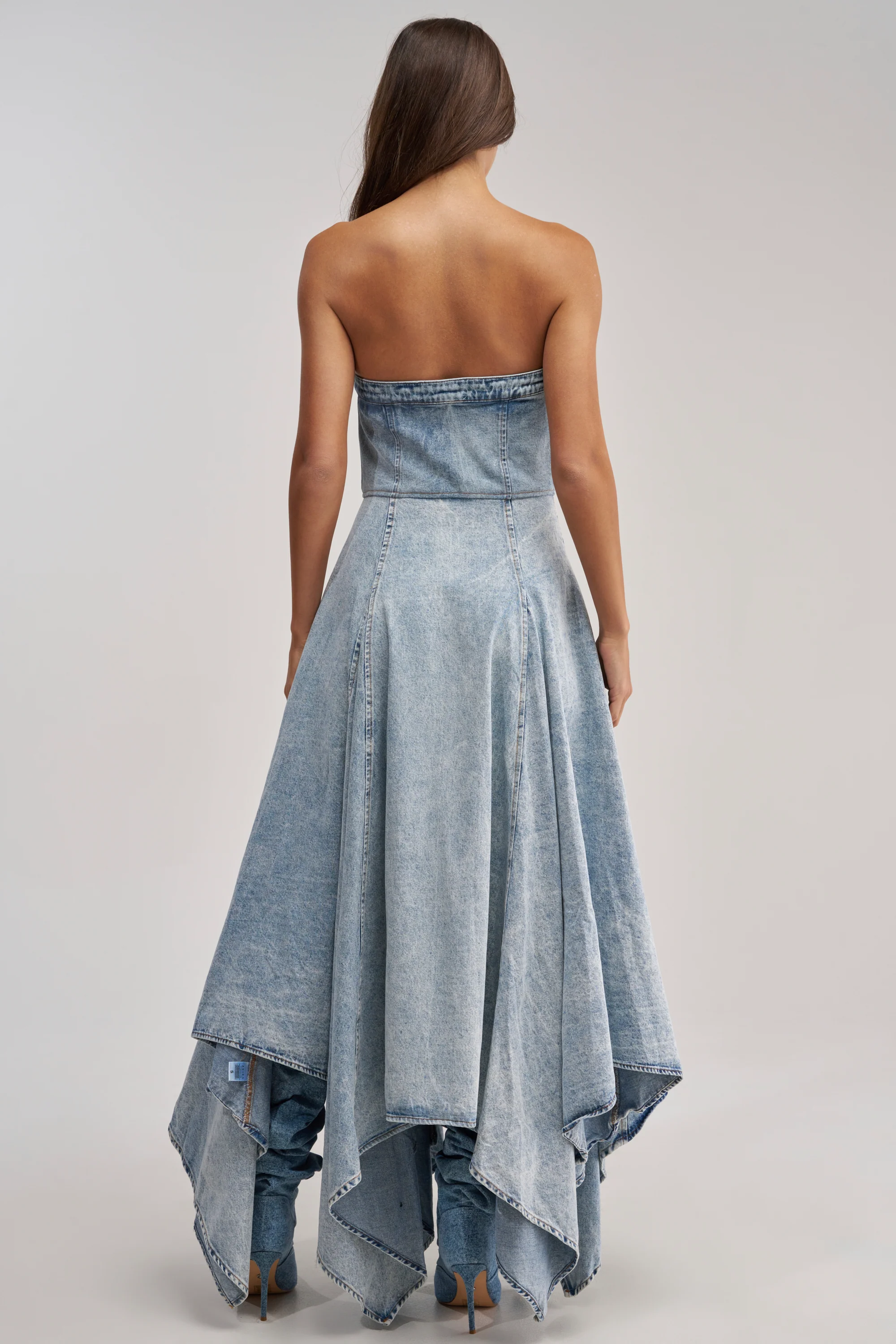 MISS ME YET STRAPLESS DENIM MIDI DRESS - Image 5