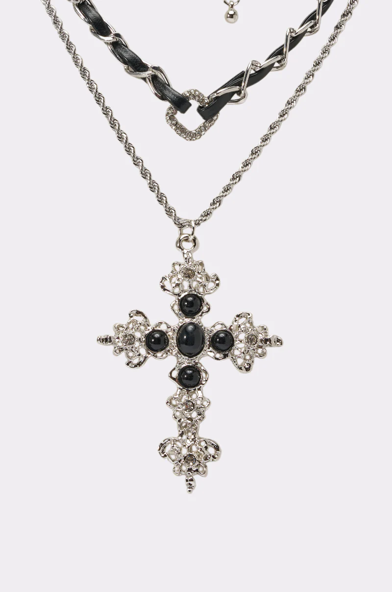 CROSS MY HEART NECKLACE - Image 3