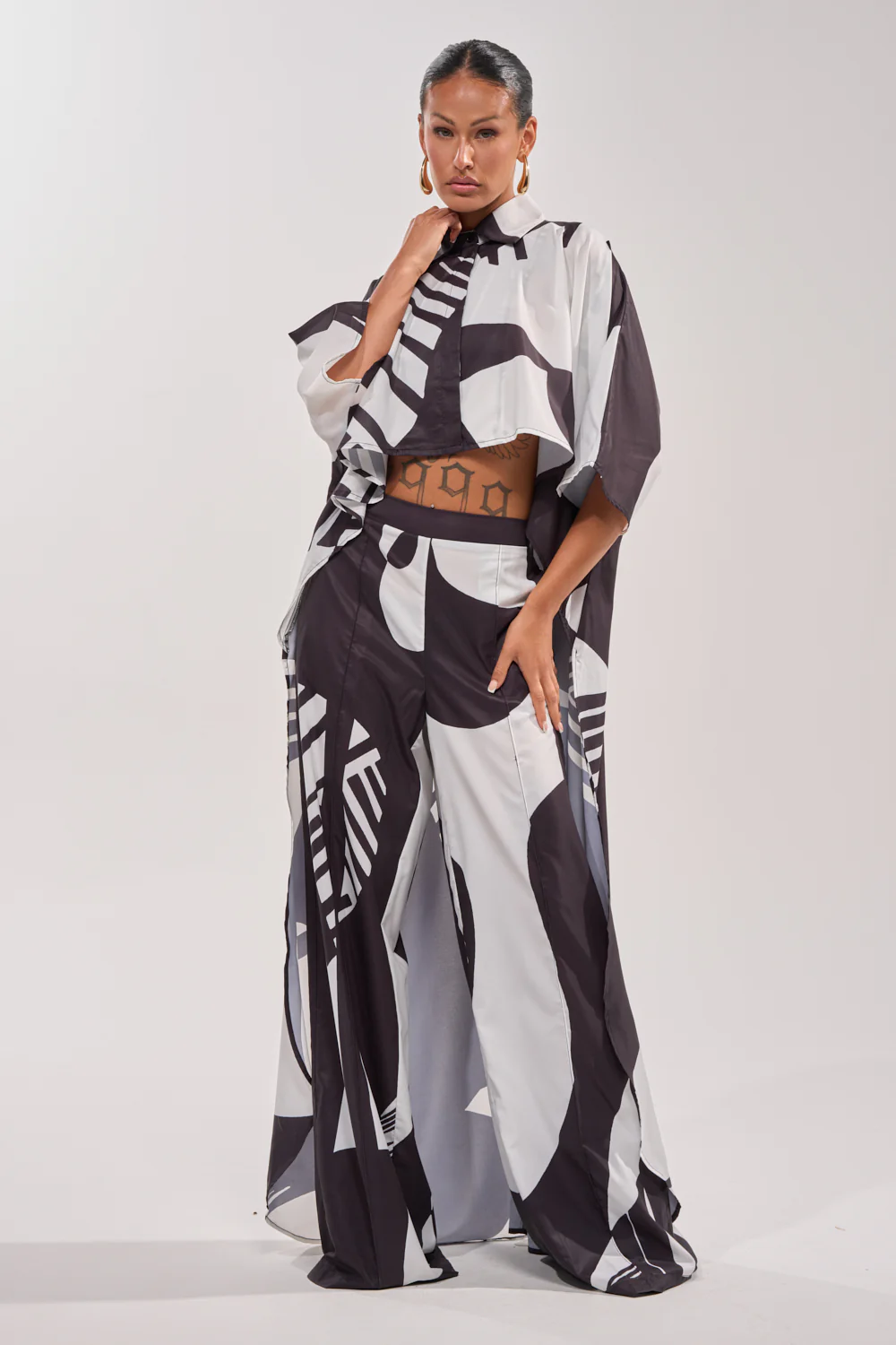 NOIR GODDESS COLLARED CAPE TOP