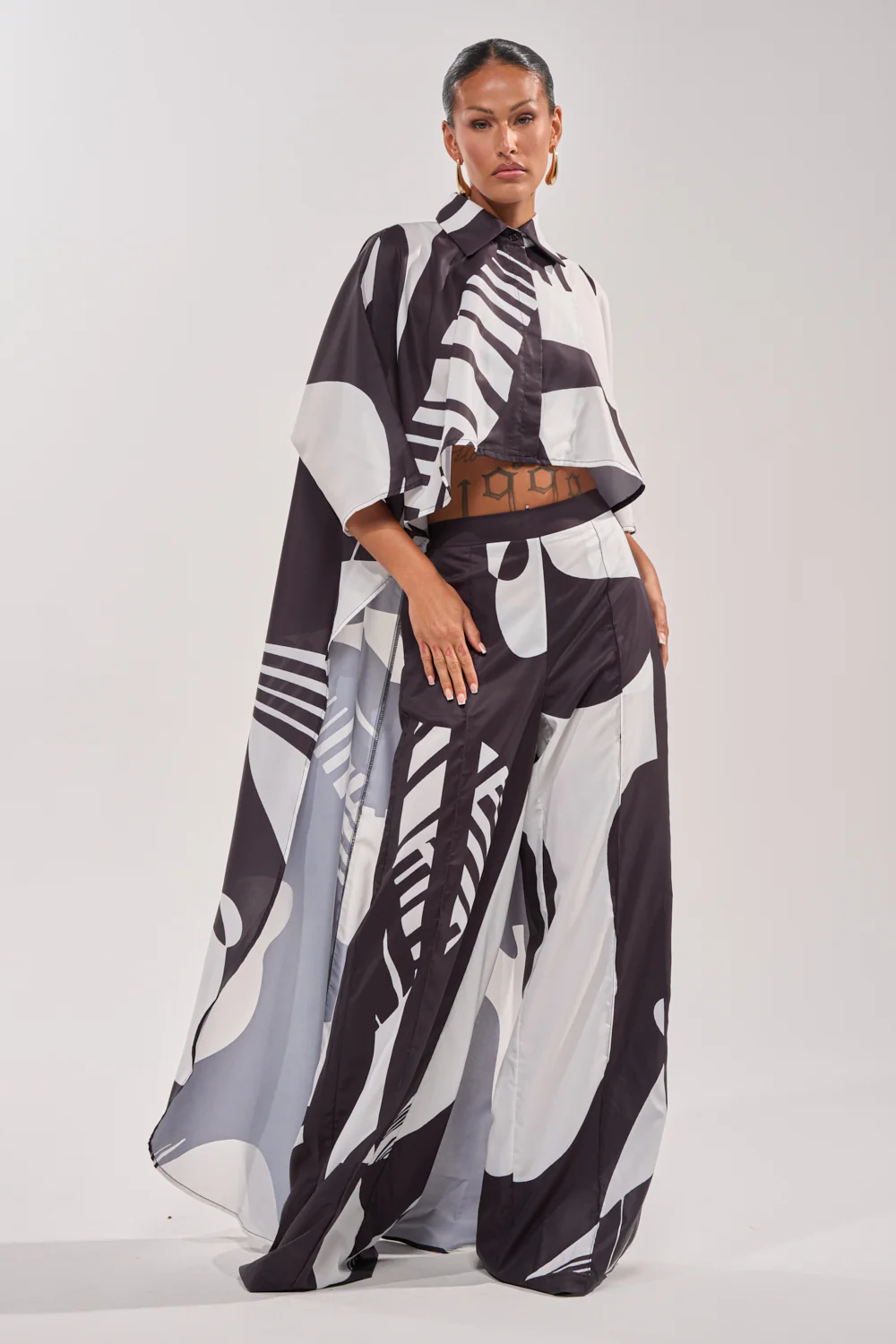 NOIR GODDESS PALAZZO PANT - Image 7