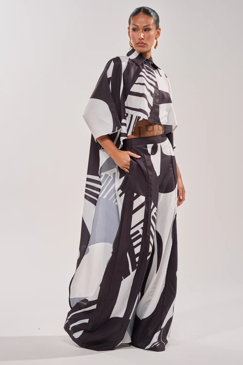 NOIR GODDESS PALAZZO PANT - Image 9