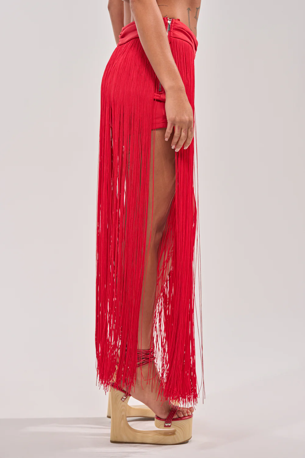 ON THE EDGE FRINGE SKIRT - Image 4