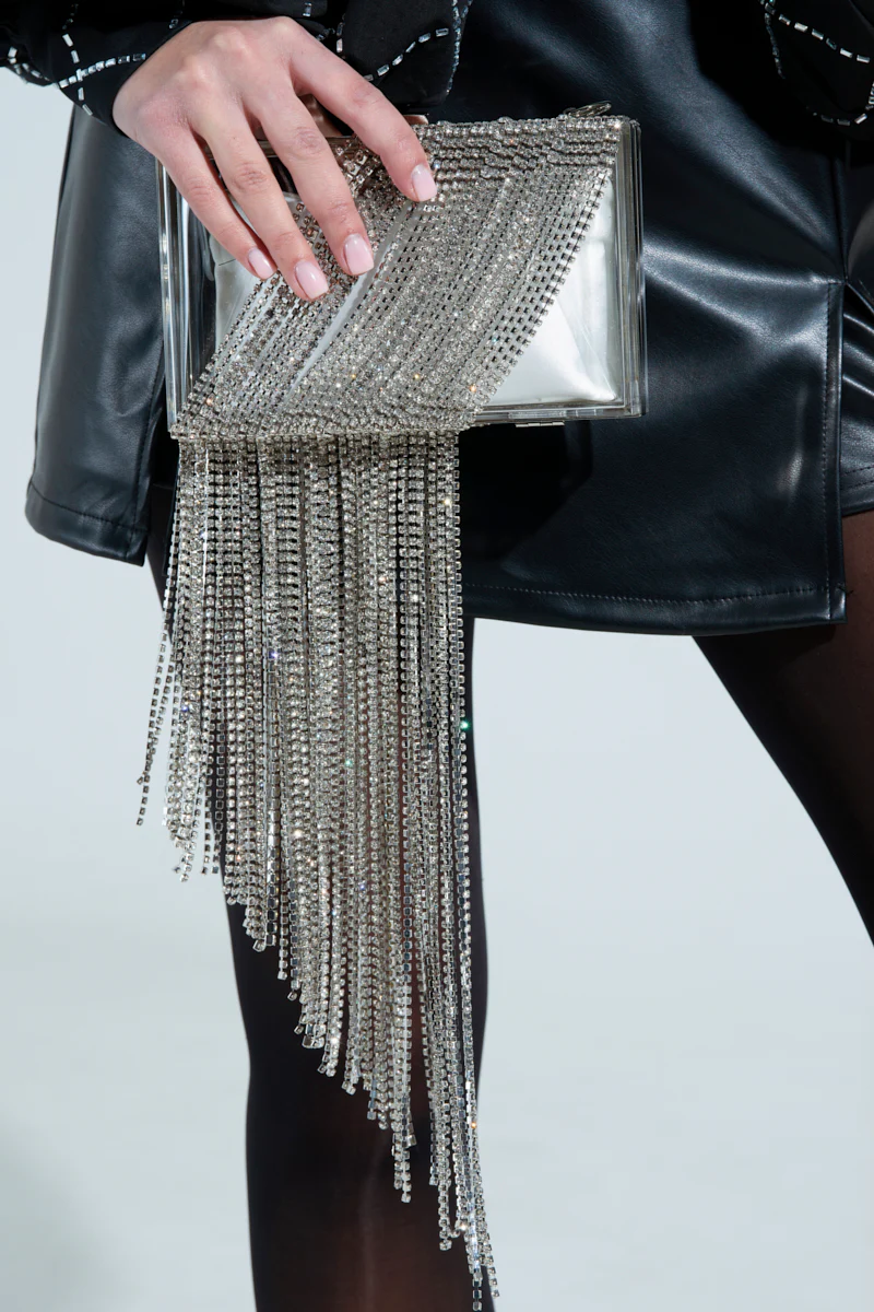 OVER THA TOP CLEAR BLING CLUTCH - Image 3