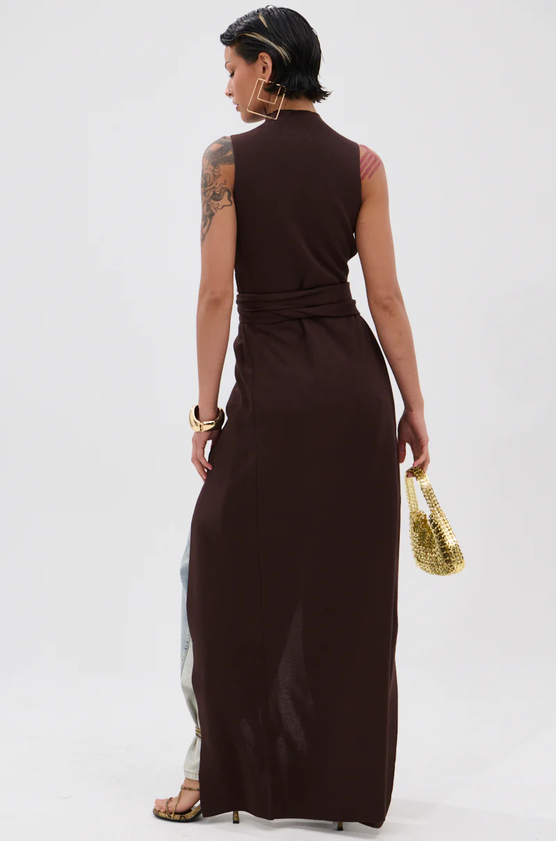 OVER THE TOP CUTOUT SWEATER IN CHOCOLATE BROWN - Image 5
