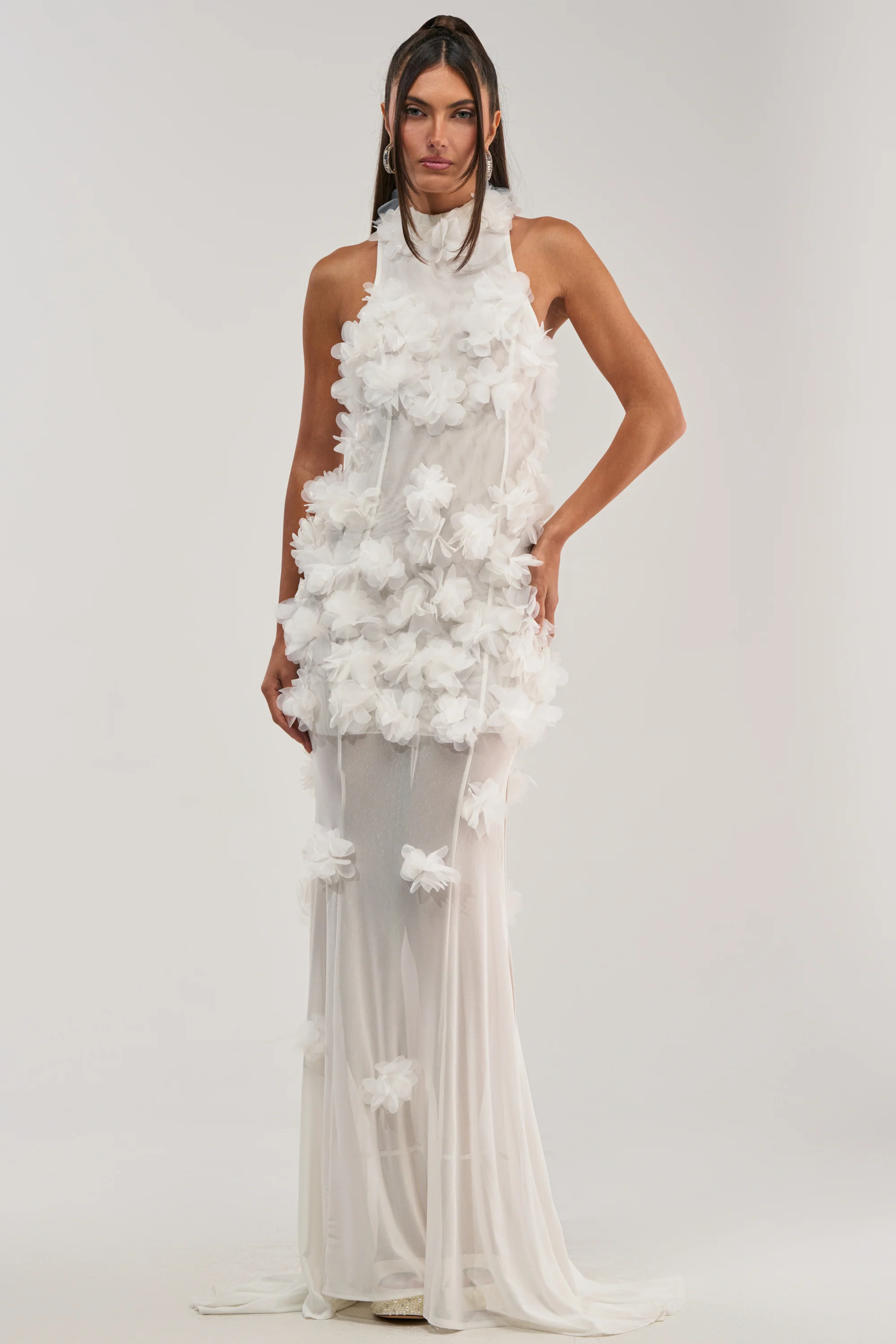 PARTY FAVOR RUFFLE MAXI DRESS IN WHITE - Image 3