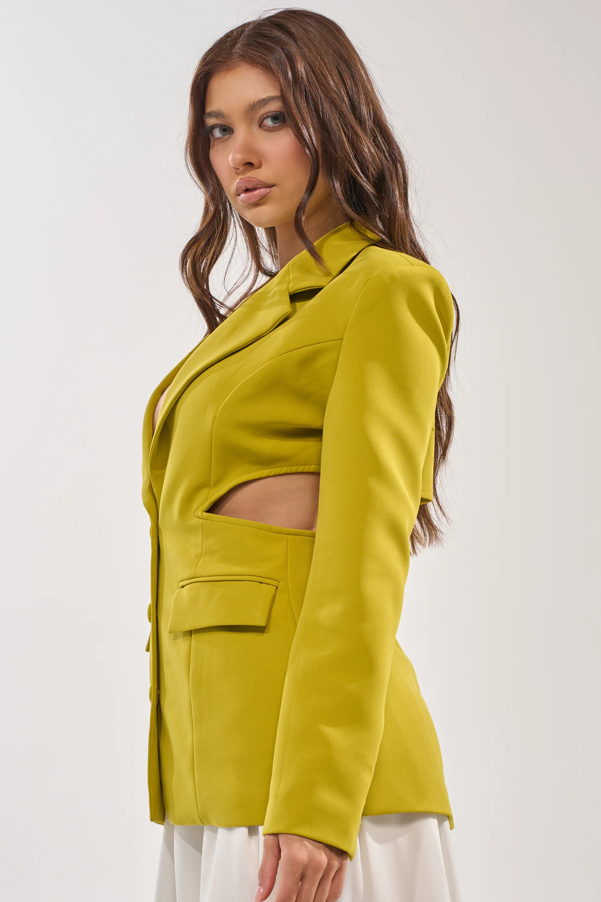 PARTY IN THE BACK CUTOUT BLAZER IN CHARTREUSE - Image 4