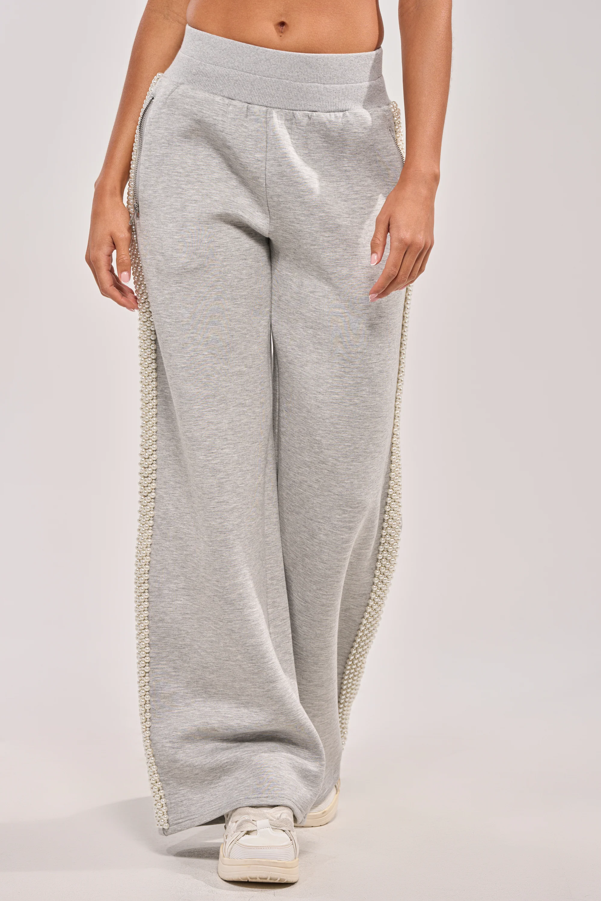 PEARL GIRL WIDE LEG JOGGER IN GREY - Image 3