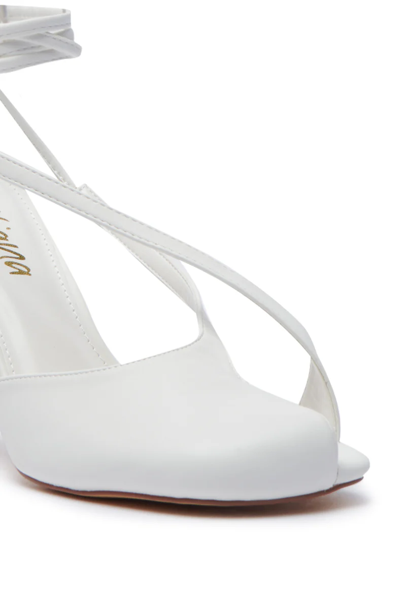 PIRATE WHITE PEEP TOE PUMP - Image 6