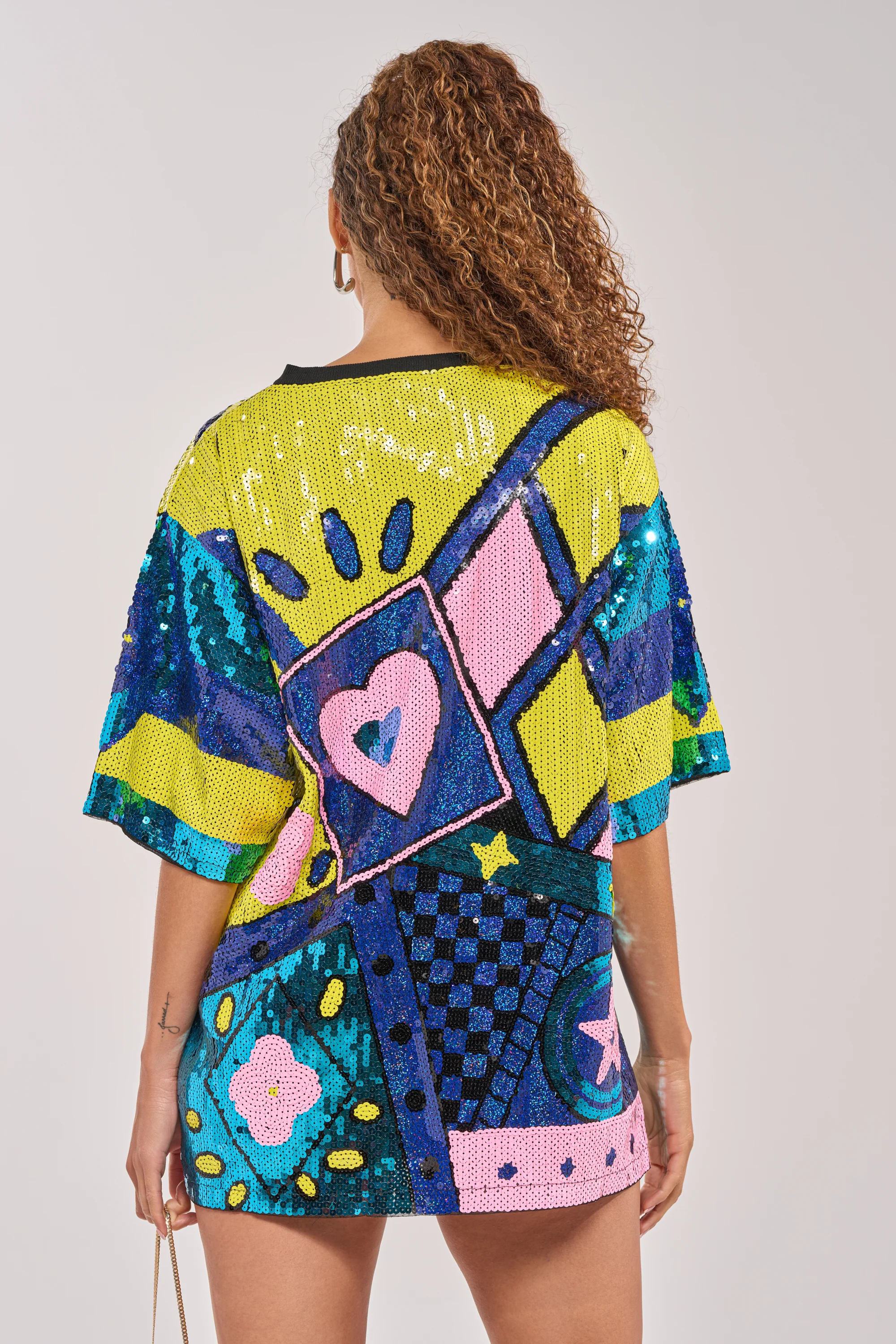 QUEEN OF HEARTS SEQUIN TSHIRT DRESS - Image 5