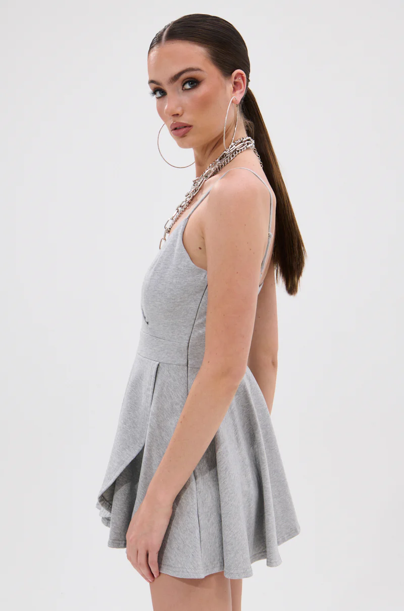 RESORT CASUAL SLEEVELESS ROMPER IN HEATHER GREY - Image 4