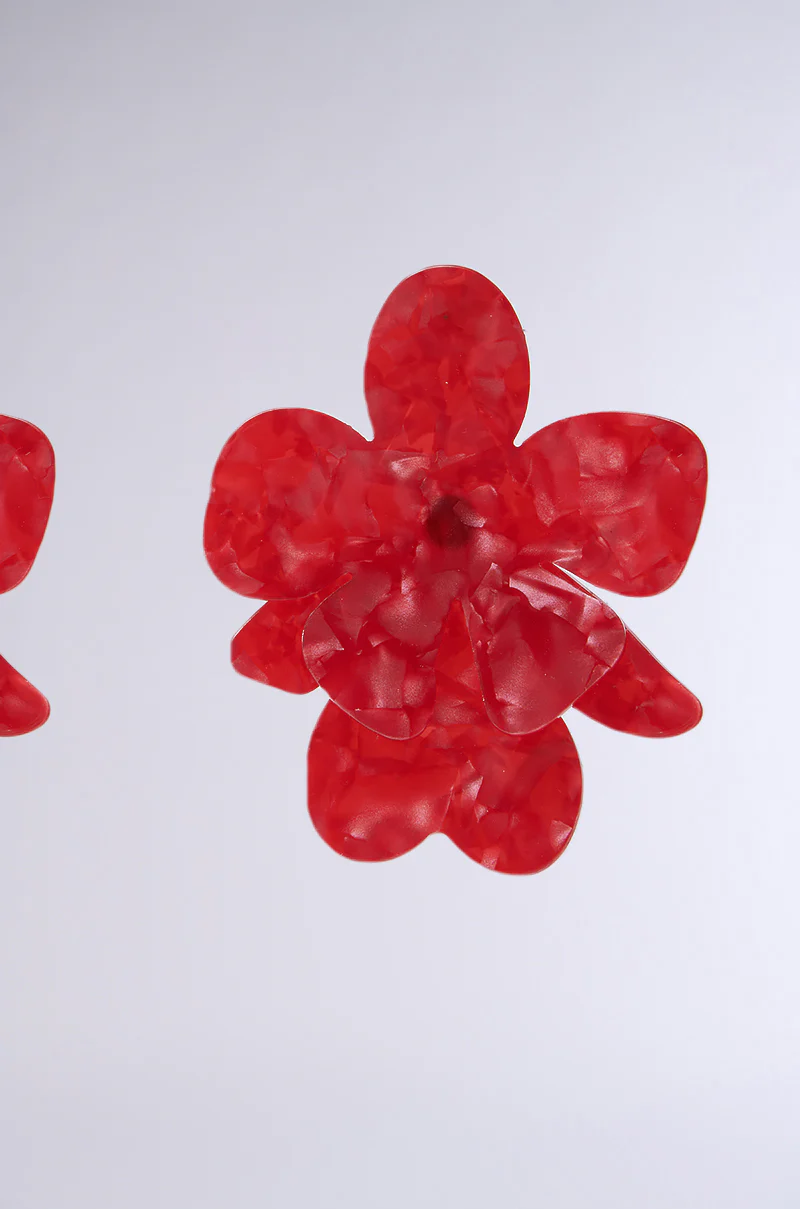 ROSY EARRING IN RED - Image 4