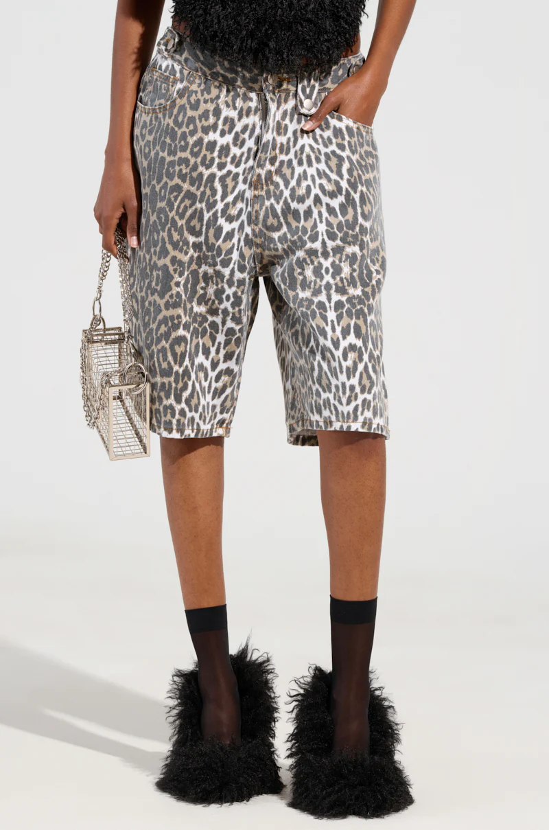 RUN BABY RUN ANIMAL PRINT BERMUDA SHORT - Image 3