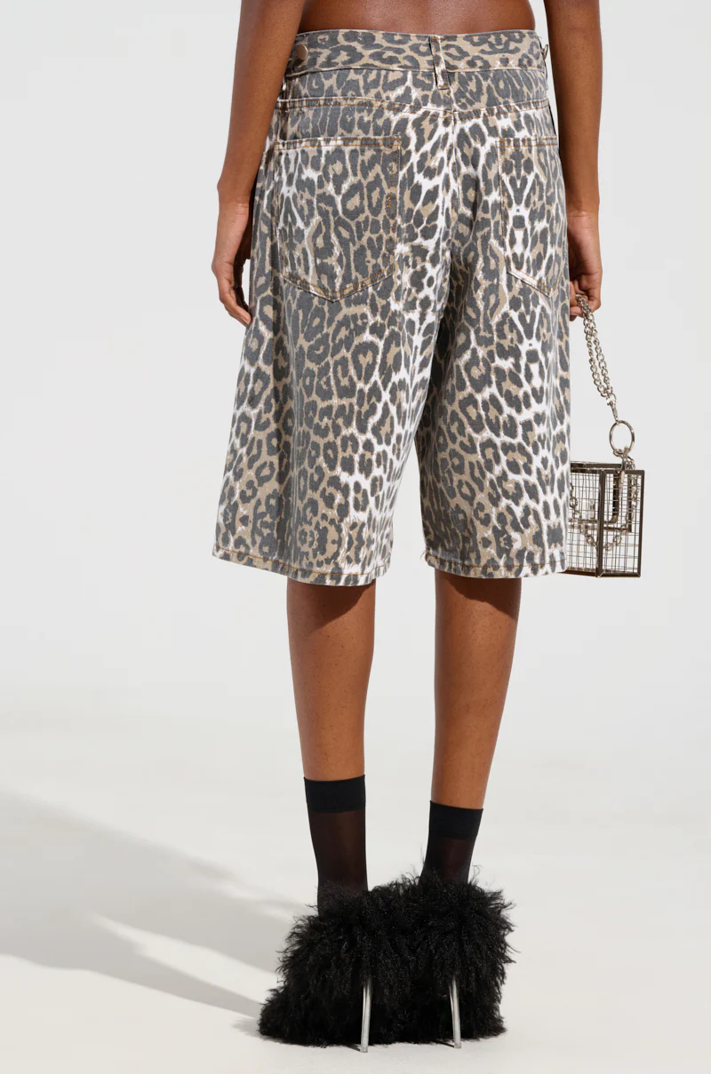 RUN BABY RUN ANIMAL PRINT BERMUDA SHORT - Image 5