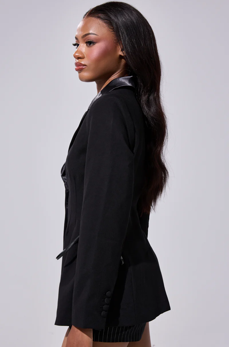 SCARLET CORSETED BLAZER - Image 7