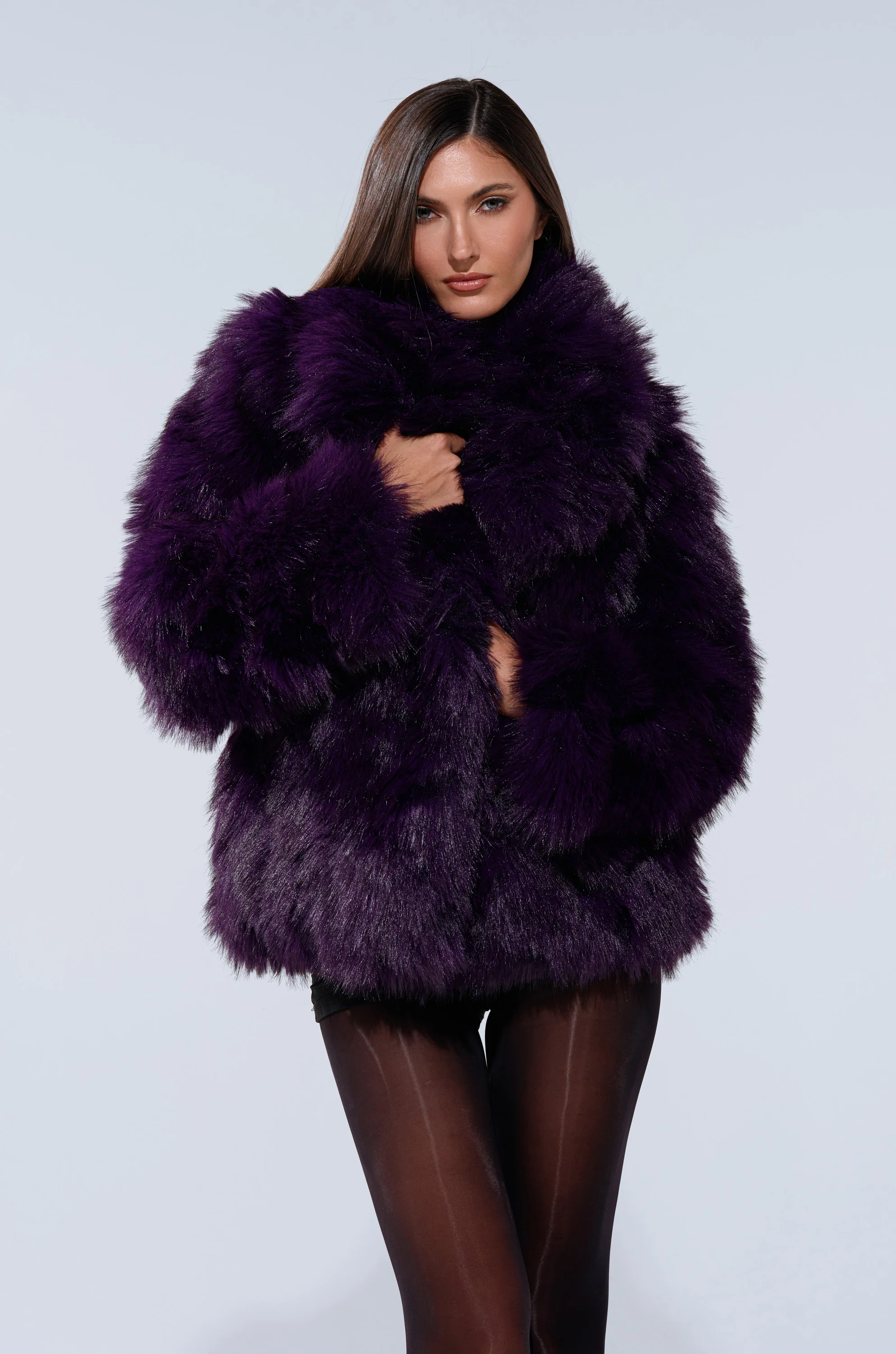 SHORTIE FUR COAT - Image 3