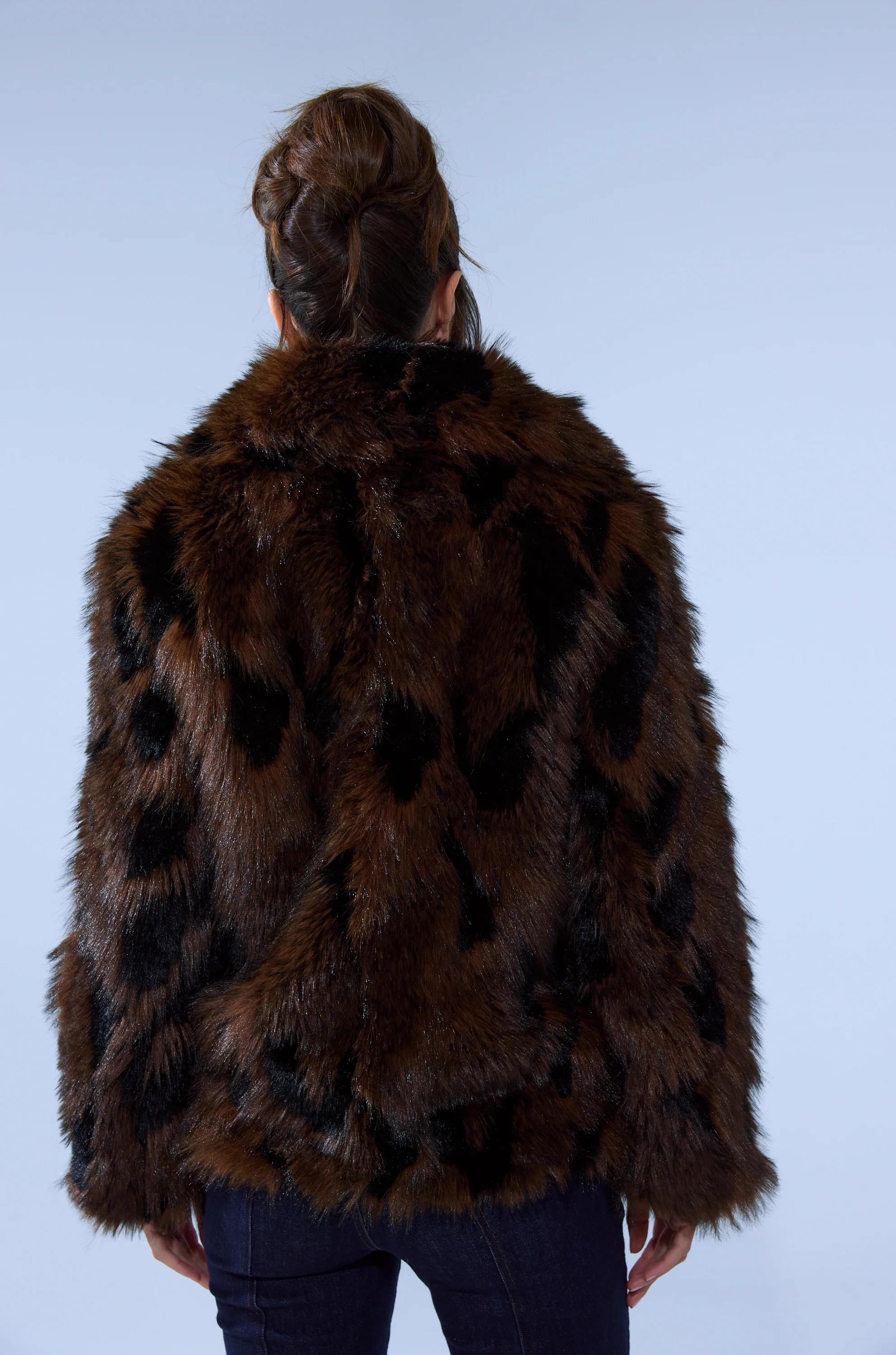 SHORTIE FUR COAT IN BROWN MULTI - Image 11