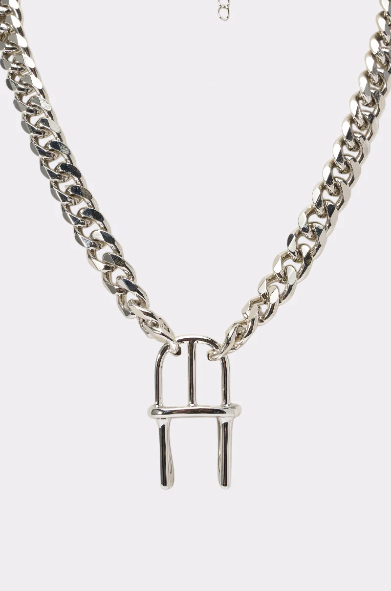 SIT DOWN NECKLACE - Image 3