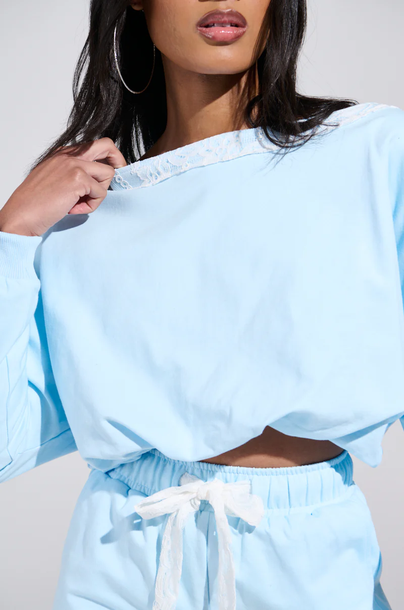 SKY BLUES SWEATSHIRT - Image 7
