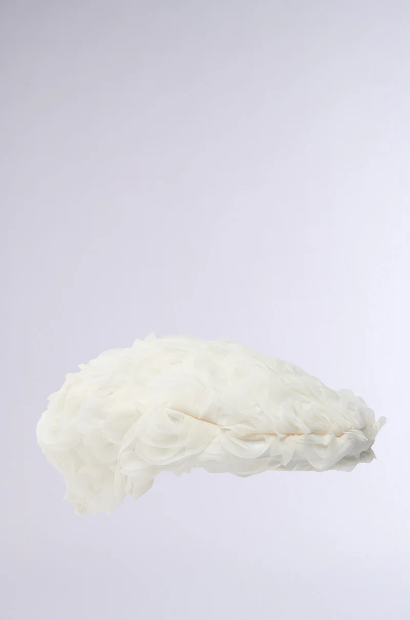SO DEMURE ROSETTE HAT - Image 8