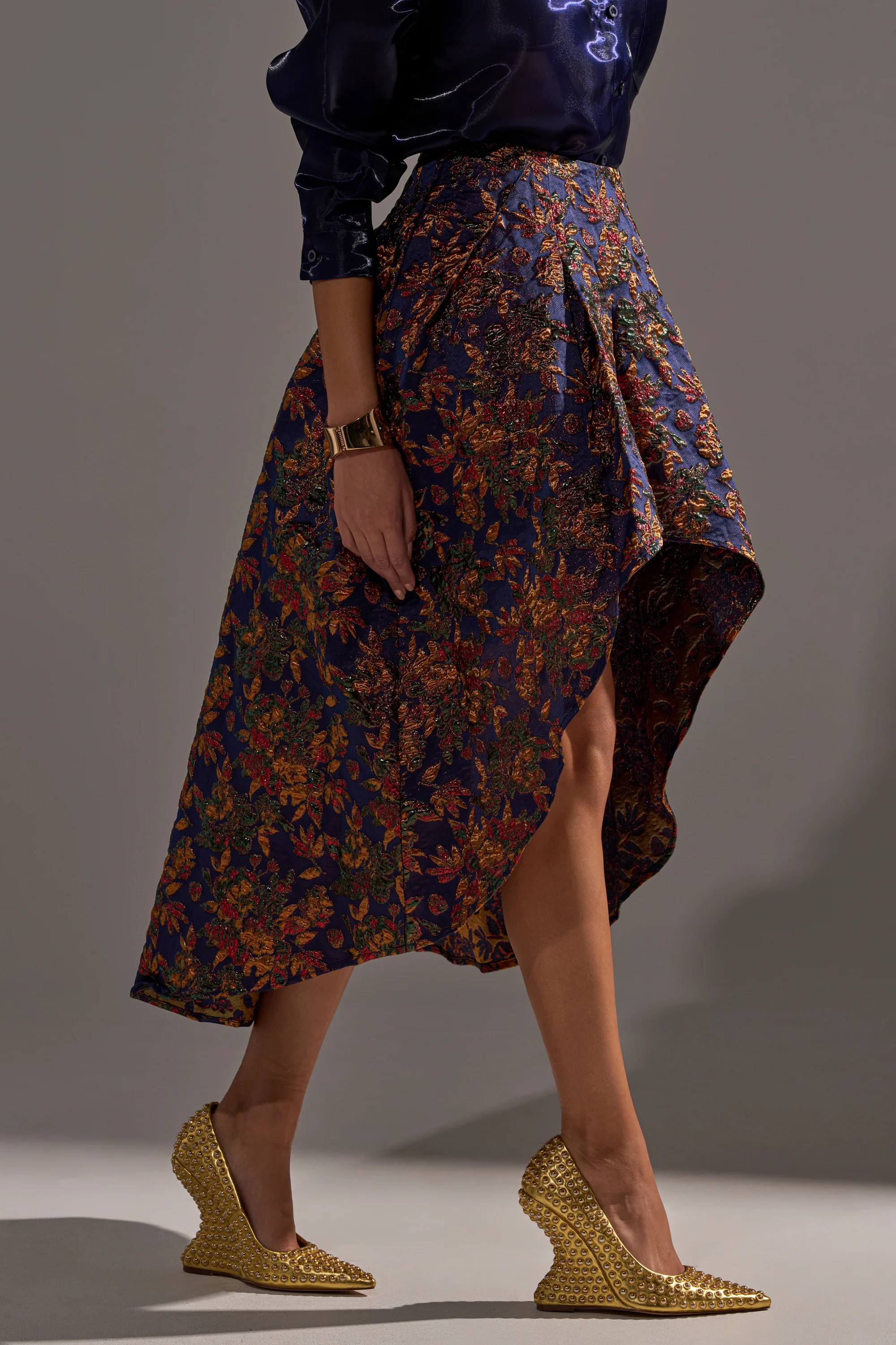 STAR OF THE NIGHT BROCADE MIDI SKIRT - Image 3