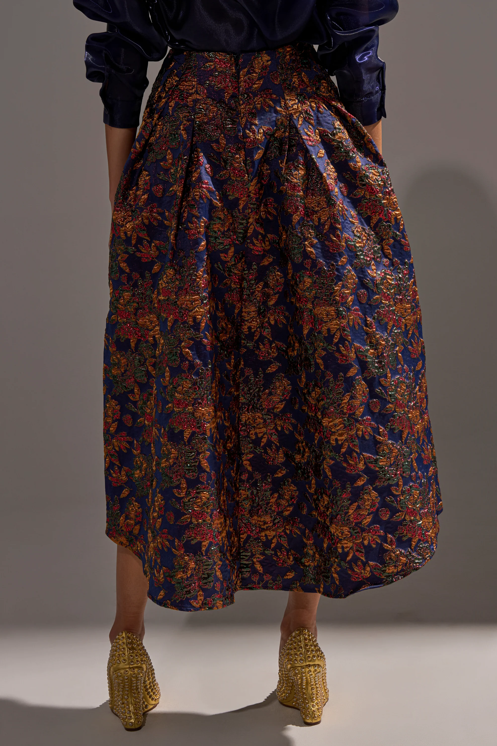 STAR OF THE NIGHT BROCADE MIDI SKIRT - Image 4