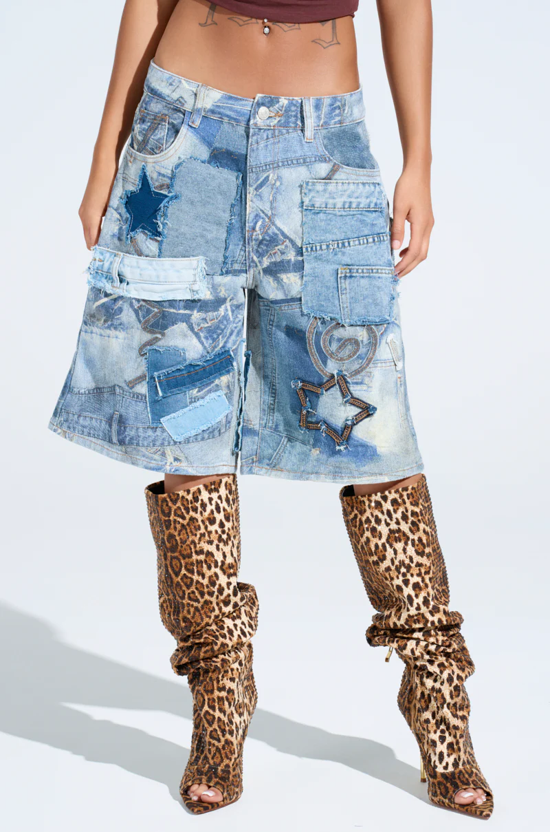 STARS IN THE SKY DENIM SHORT - Image 3