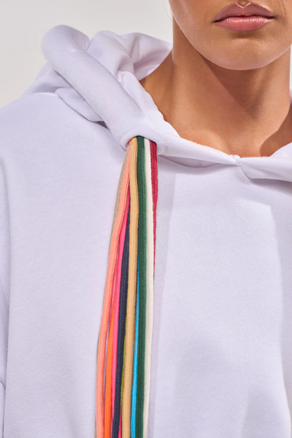 STRINGED HOODIE - Image 9