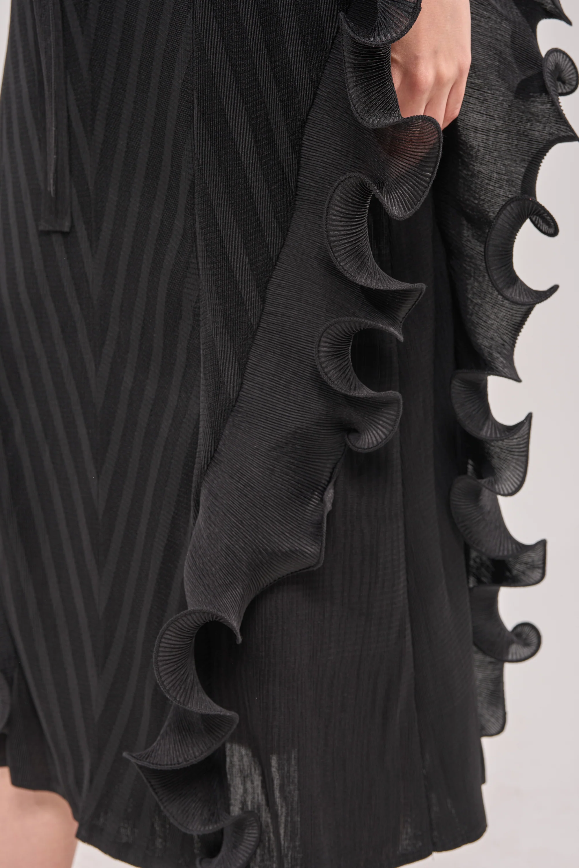 THE NIGHT GOES ON RUFFLE MAXI DRESS IN BLACK - Image 5