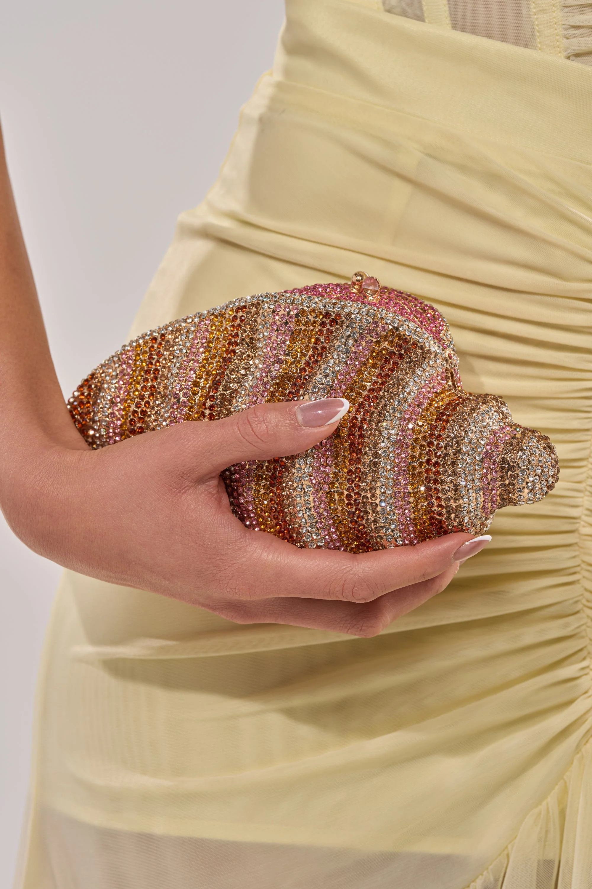 THIS IS MY SHELL BLING CLUTCH - Image 6