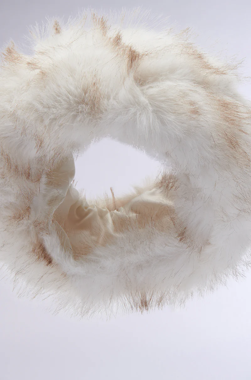 TOASTIE FAUX FUR HEADBAND - Image 6