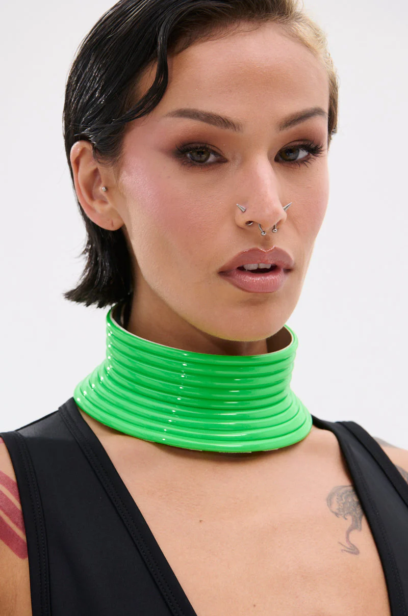 TOO BRAT NECKLACE - Image 2